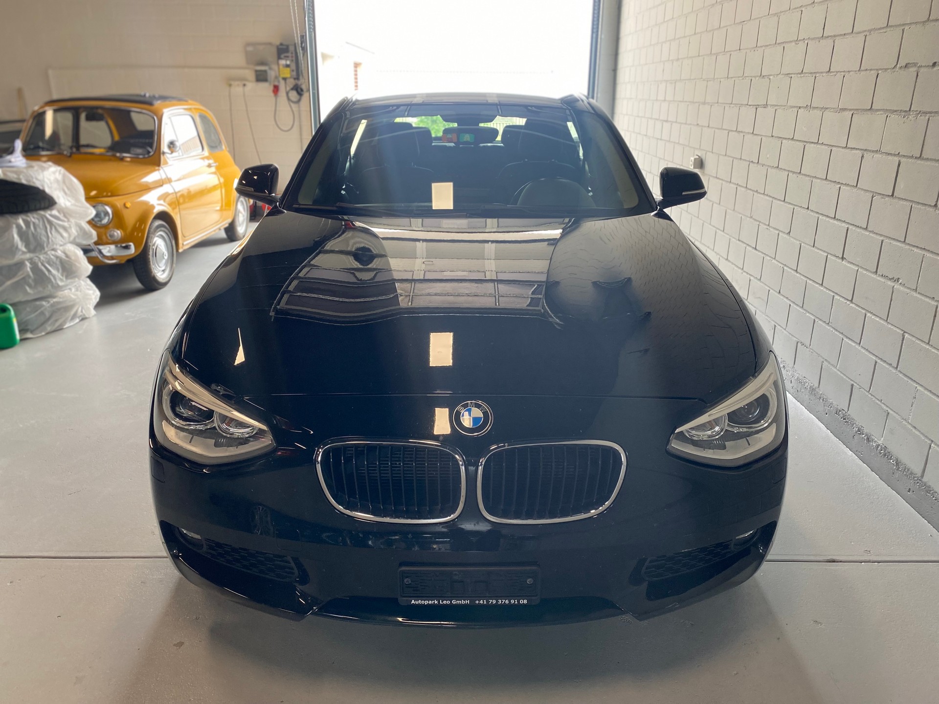 BMW 116i Sport Line Steptronic-image-2