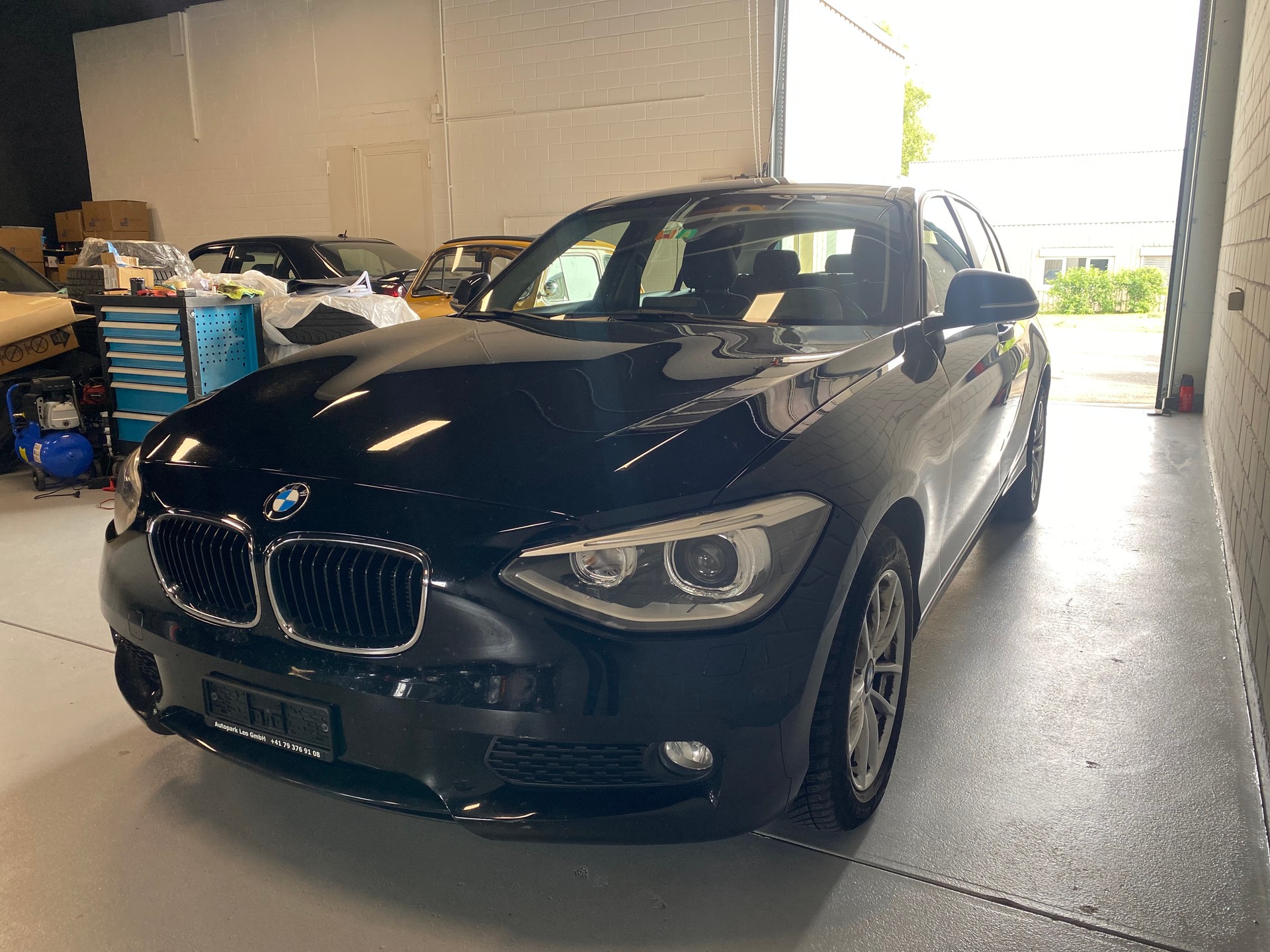 BMW 116i Sport Line Steptronic-image-3
