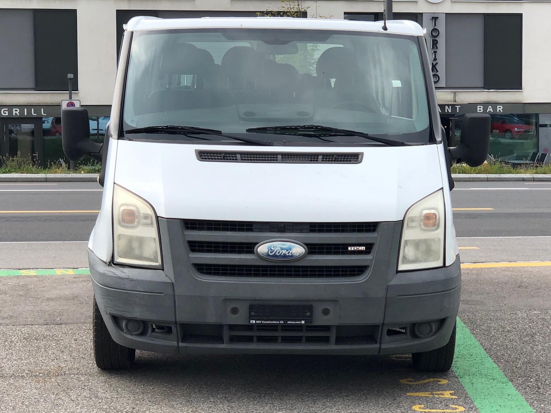 FORD Transit 2.2 TDCi 300 S-showroom-element-1