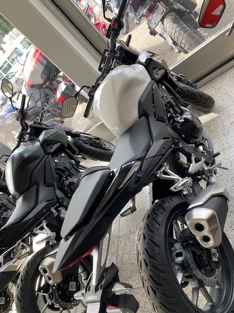 HONDA CB 500 Hornet-image-0