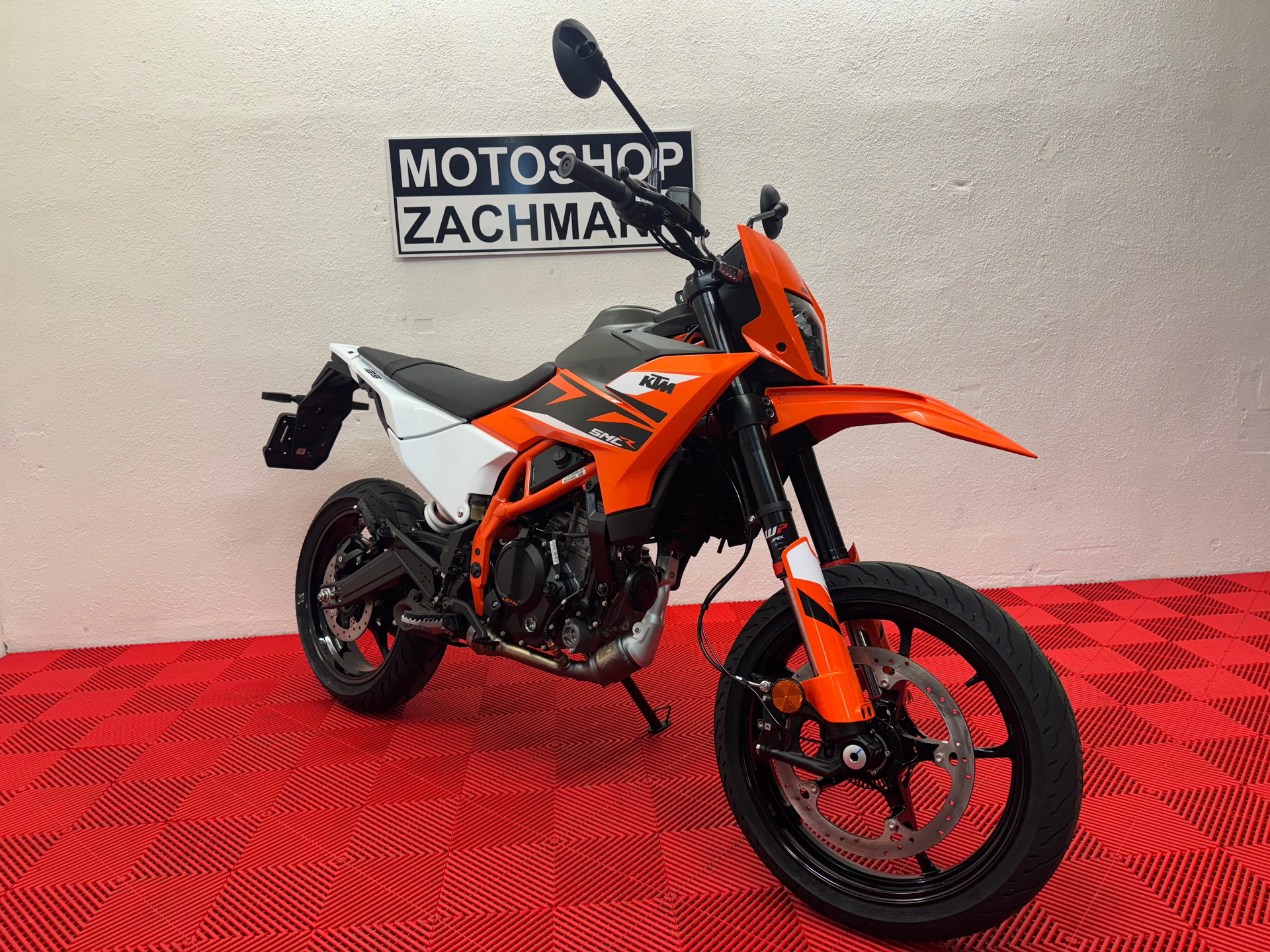 KTM 125 SMC R-image-3