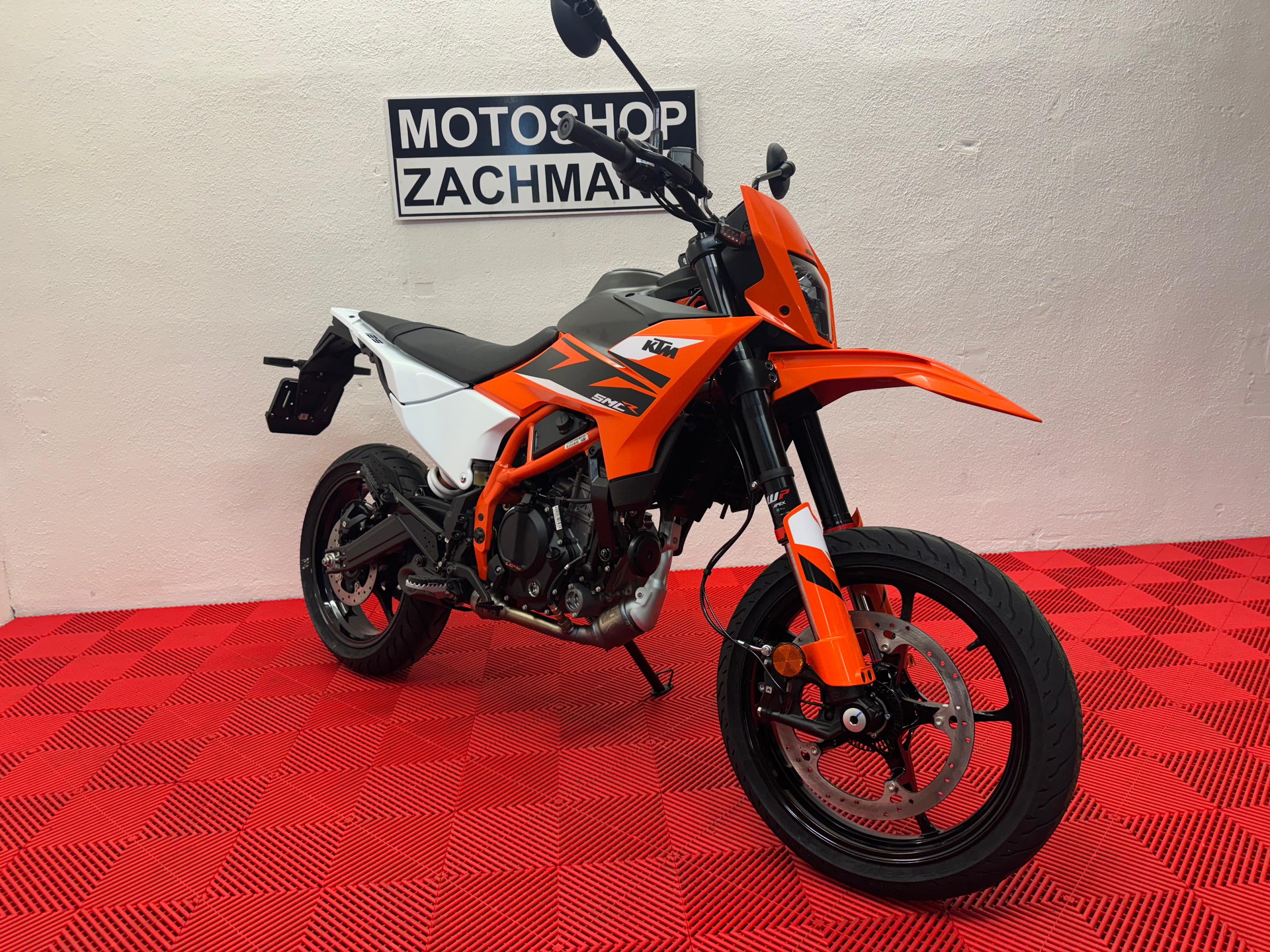 KTM 125 SMC R-image-2