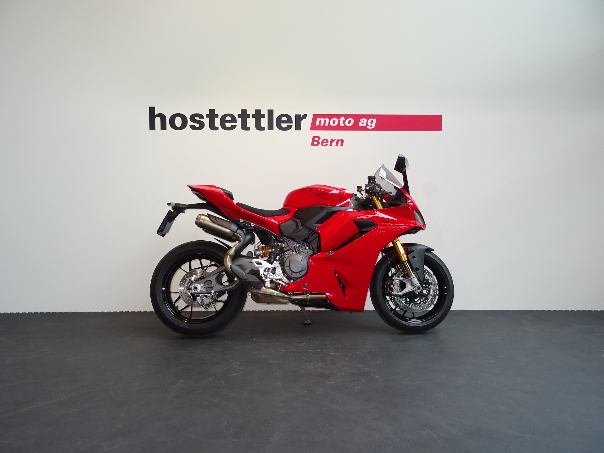 DUCATI Panigale V2 S-image-1