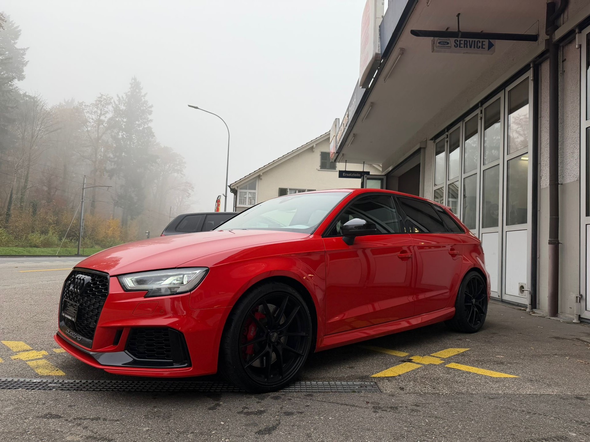 AUDI RS3 Sportback 2.5 TSI quattro S-tronic-showroom-element-1