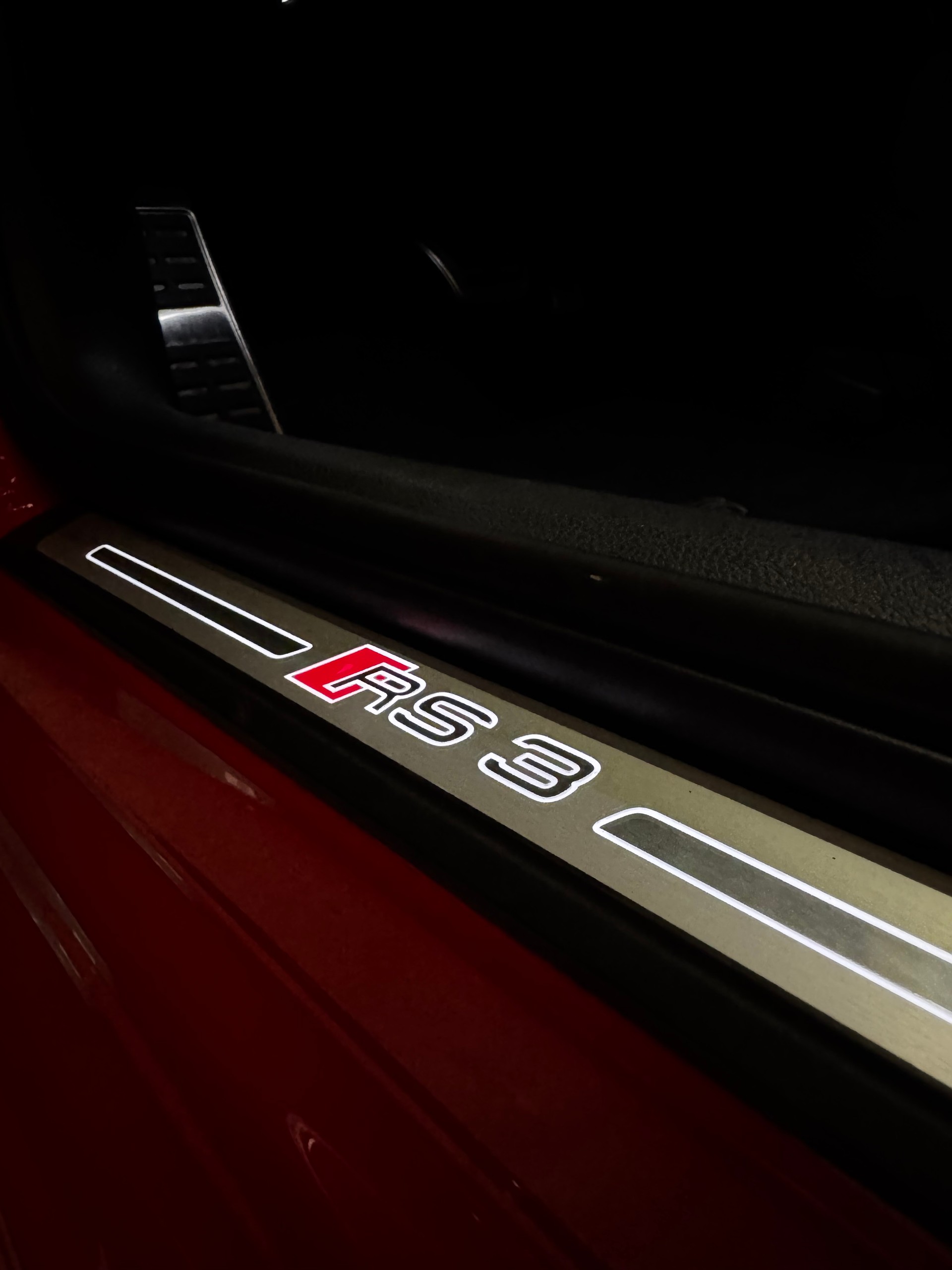 AUDI RS3 Sportback 2.5 TSI quattro S-tronic-image-10