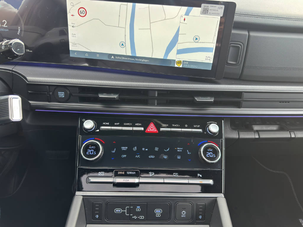 HYUNDAI SANTA FE 1.6 T-GDi Hybrid Calligraphy Swiss Edition 7P-image-7