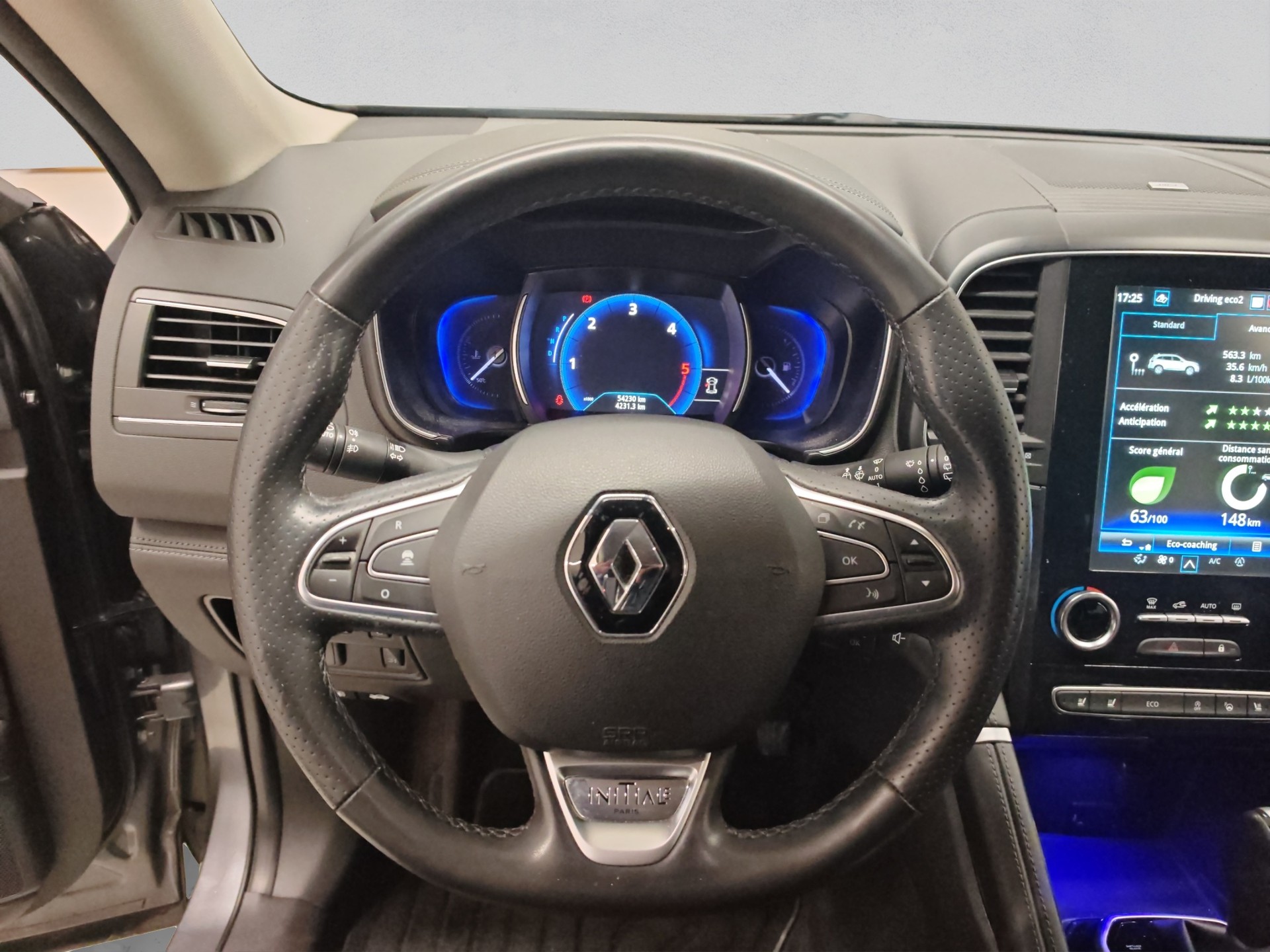 RENAULT Koleos 2.0 dCi Initiale Paris 4WD Xtronic CVT-image-9