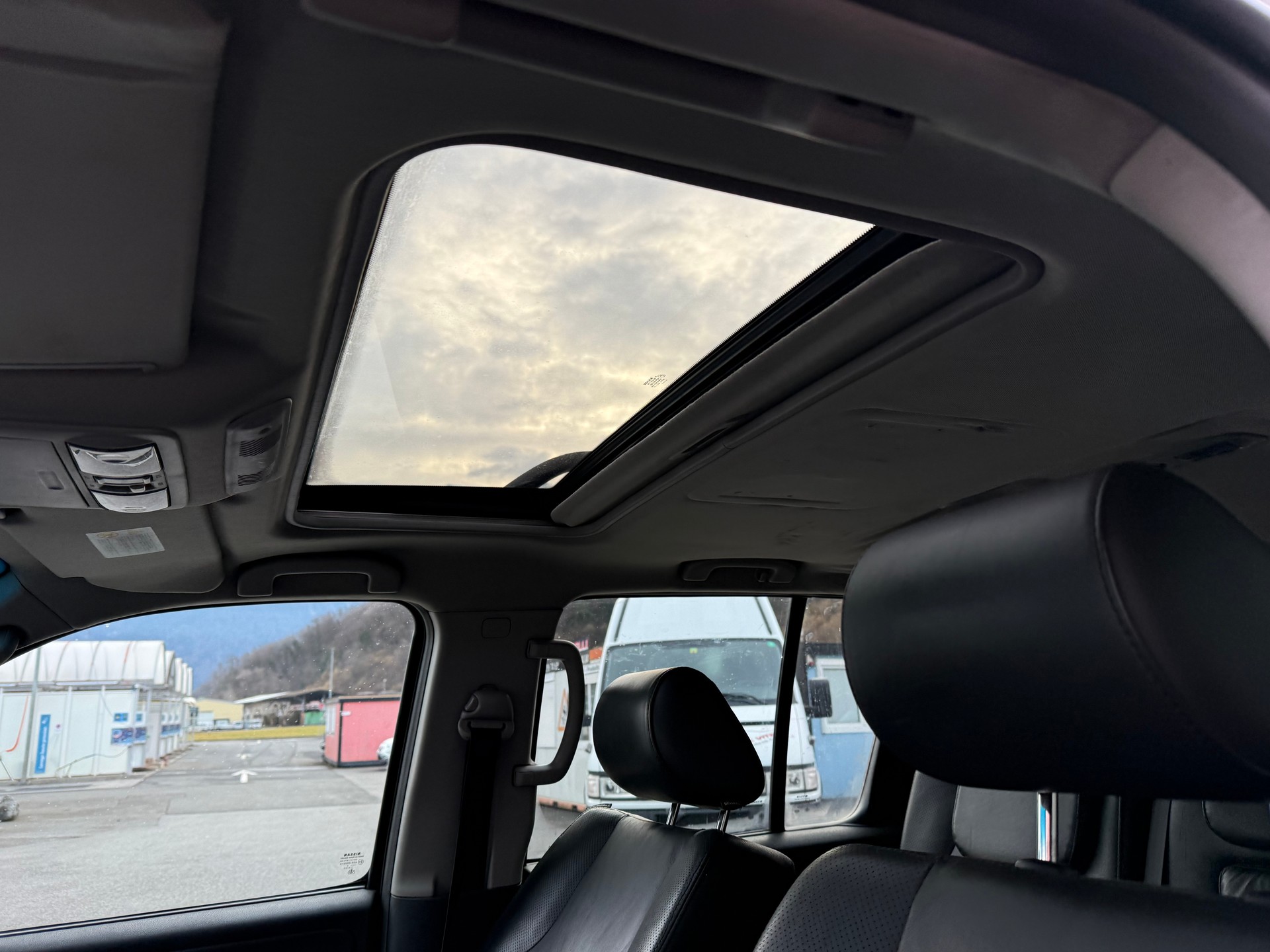 NISSAN Pathfinder 2.5 7 PLACES — ATTELAGE 3000 KG-image-21
