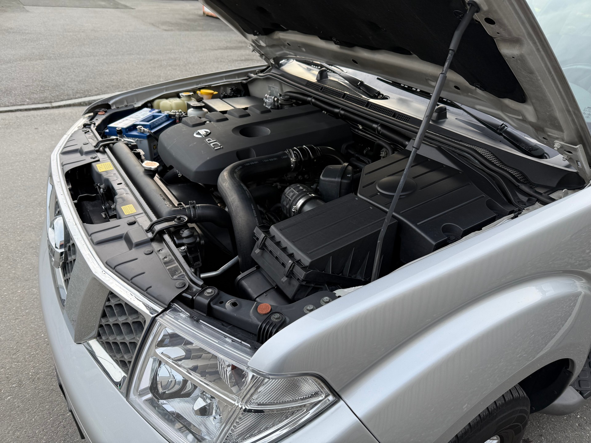 NISSAN Pathfinder 2.5 7 PLACES — ATTELAGE 3000 KG-image-27