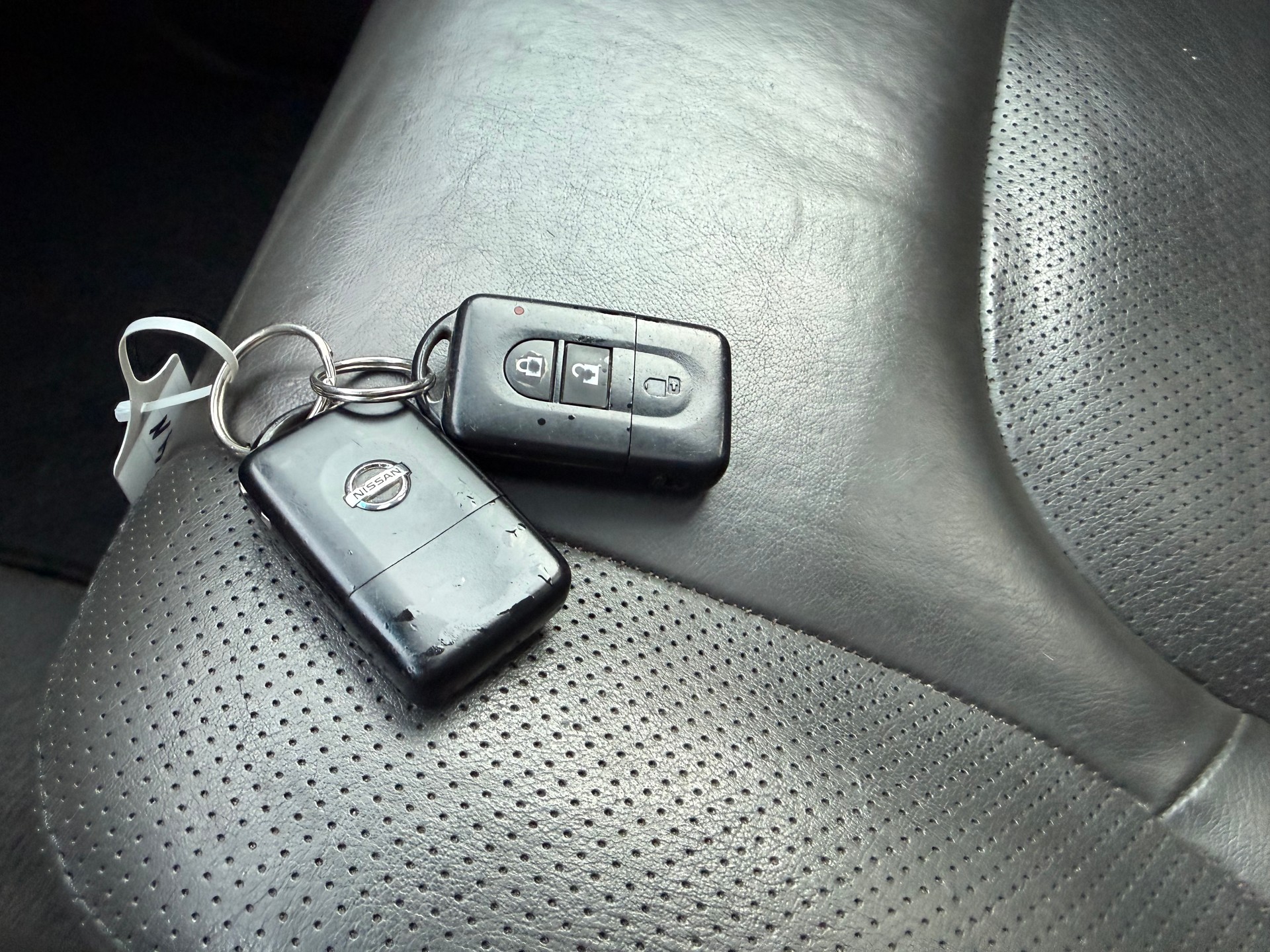 NISSAN Pathfinder 2.5 7 PLACES — ATTELAGE 3000 KG-image-19