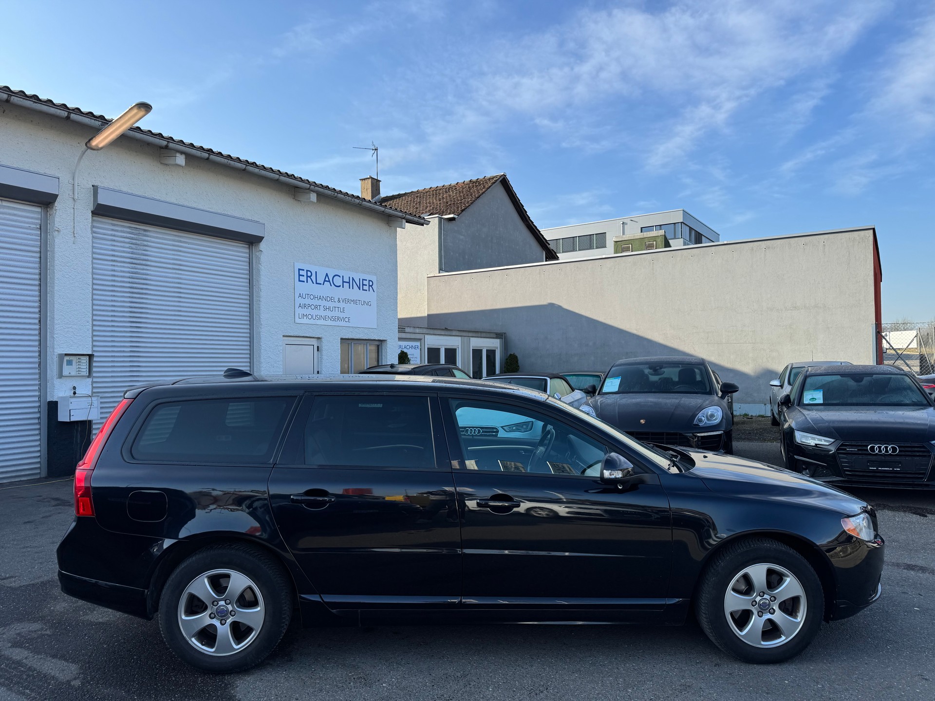 VOLVO V70 2.4D Momentum Geartronic-image-7