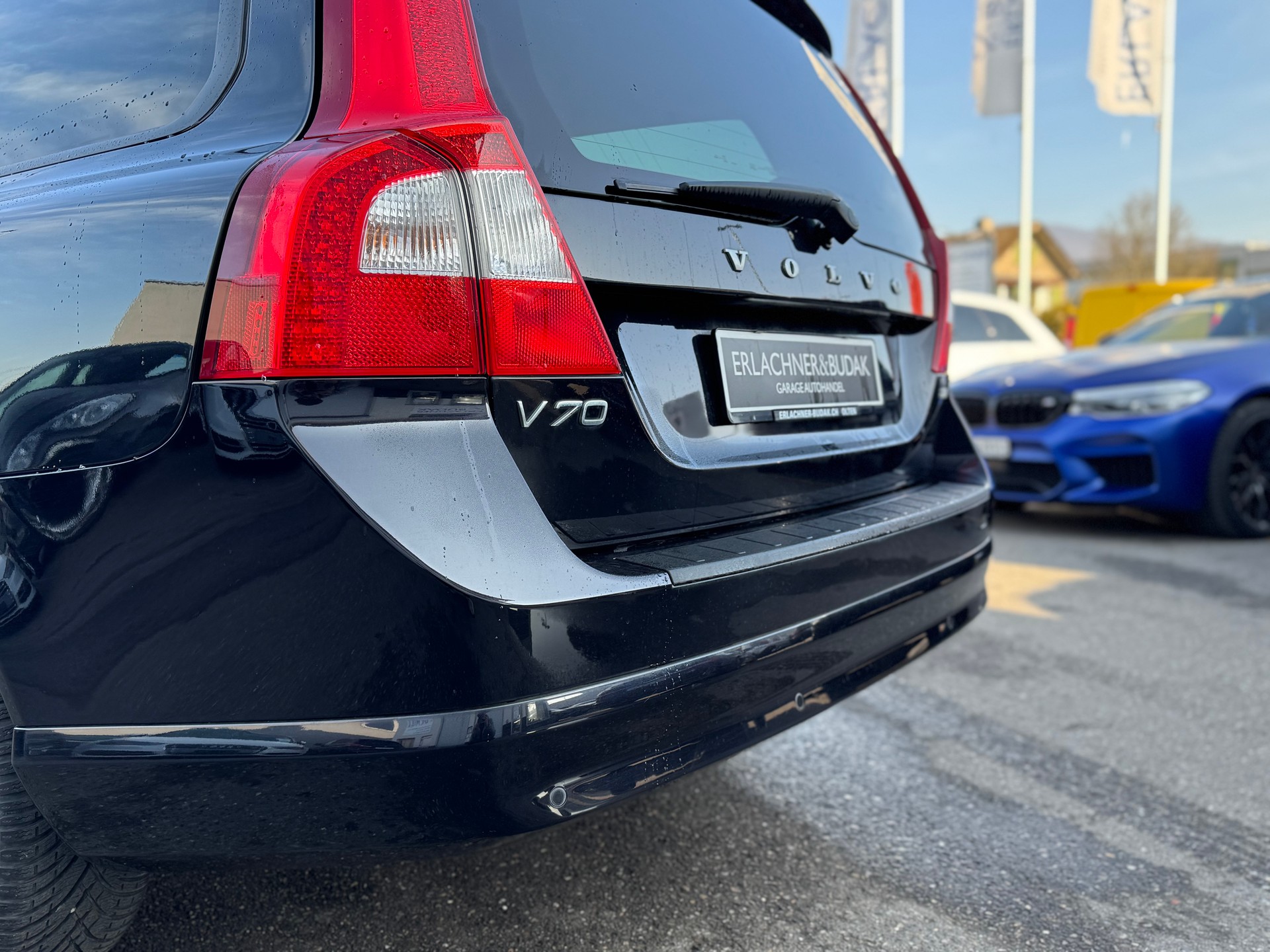 VOLVO V70 2.4D Momentum Geartronic-image-6