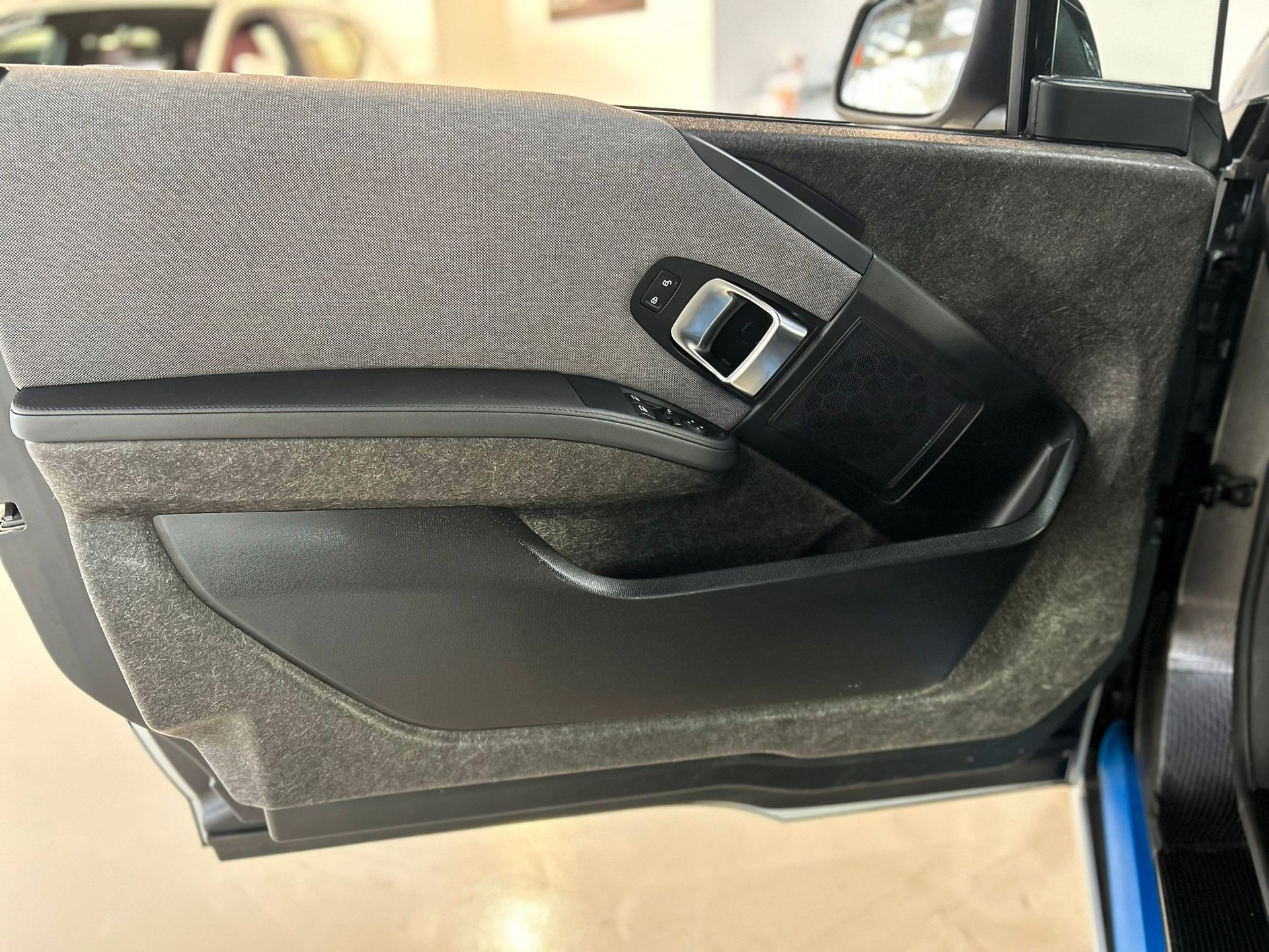 BMW i3 (120Ah) Fleet Edition-image-11