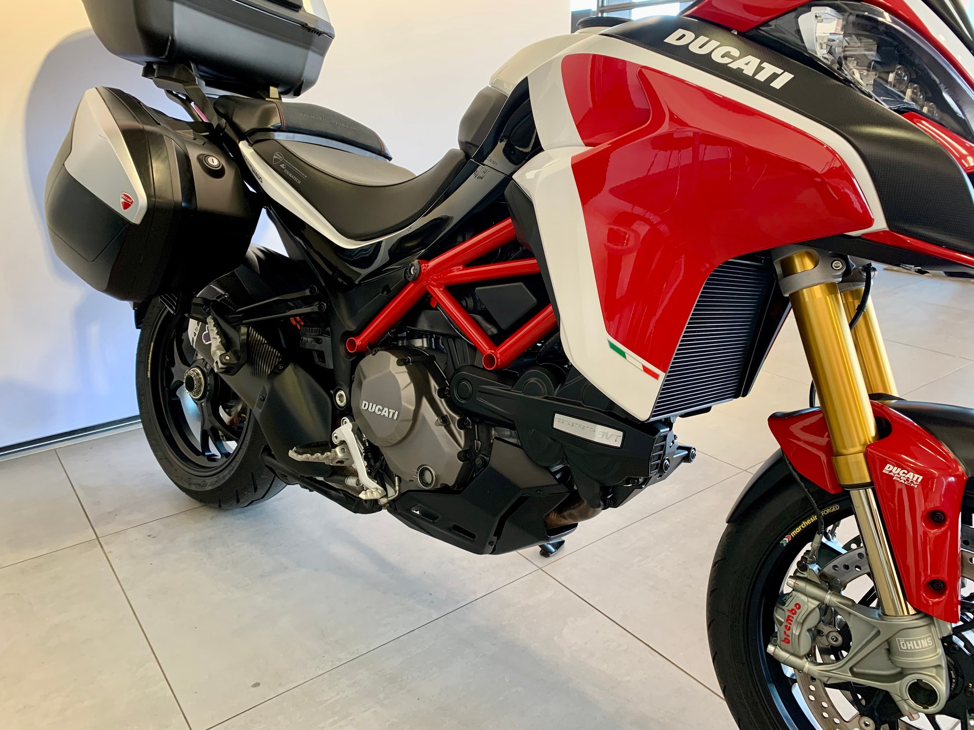 DUCATI Multistrada 1260 Pikes Peak-image-5