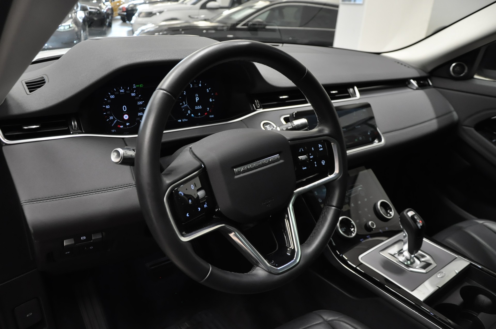 LAND ROVER Range Rover Evoque P 200 MHEV SE AT9-image-12
