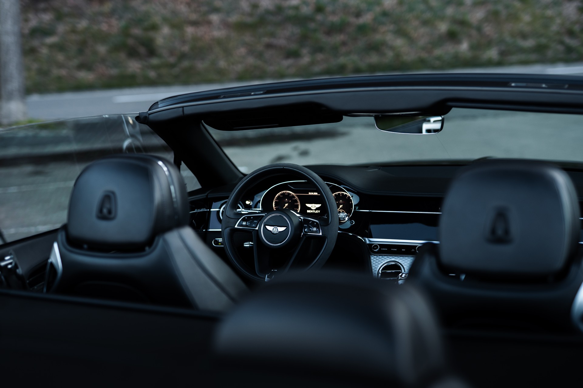 BENTLEY Continental GTC 1 of 100 6.0 W12-image-7