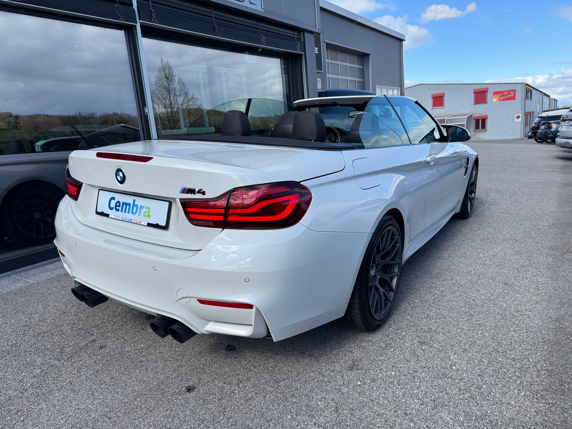 BMW M4 Cabriolet Drivelogic M Competition-image-6