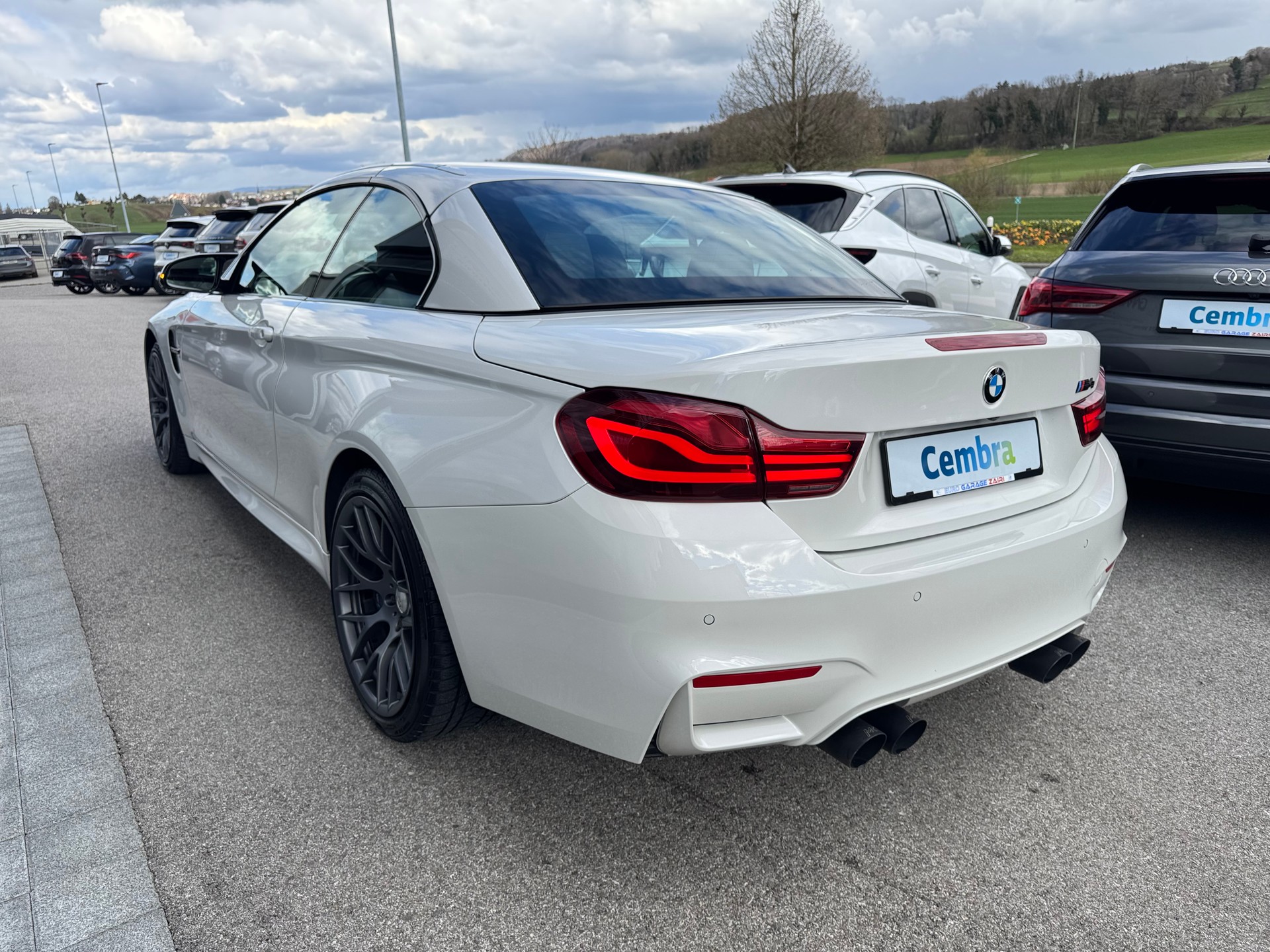 BMW M4 Cabriolet Drivelogic M Competition-image-12
