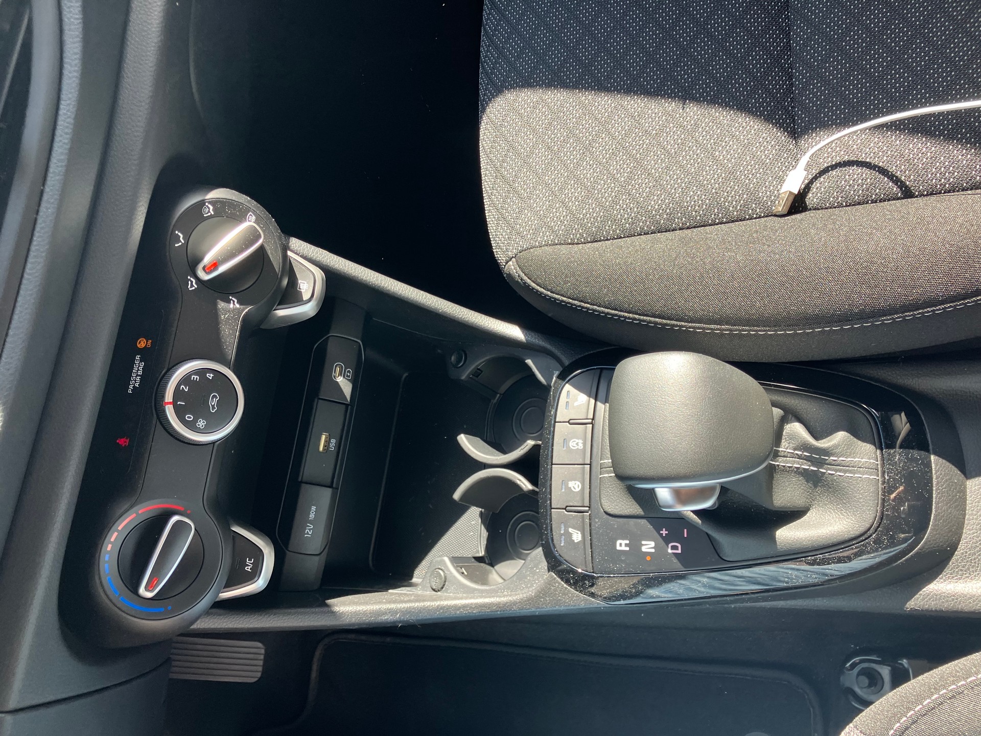 KIA Picanto 1.0 CVVT First Edition Automatic-image-9