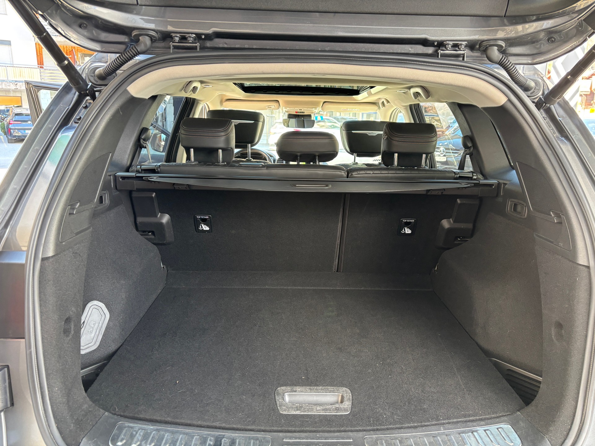 RENAULT Koleos 2.0 dCi Init. Paris 4WD-image-12