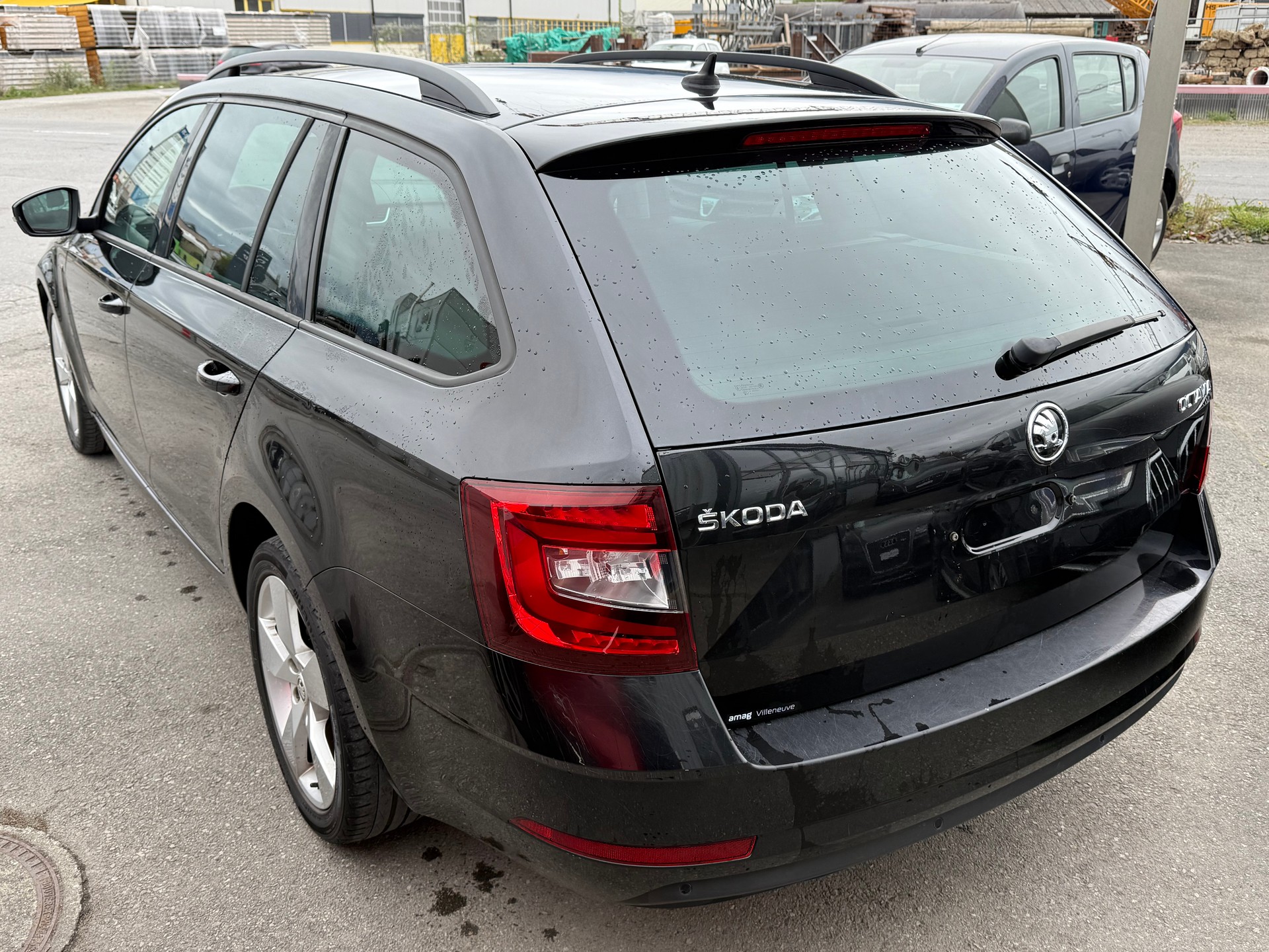 SKODA Octavia Combi 1.0 TSI Clever DSG-image-3