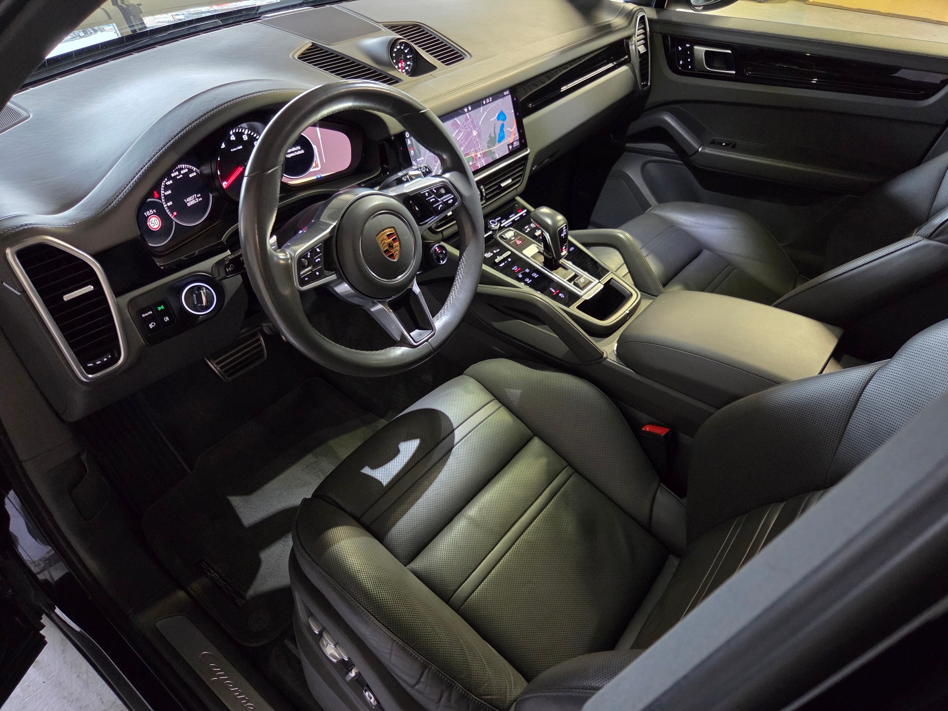 PORSCHE Cayenne 2.9 V6 S-showroom-element-3