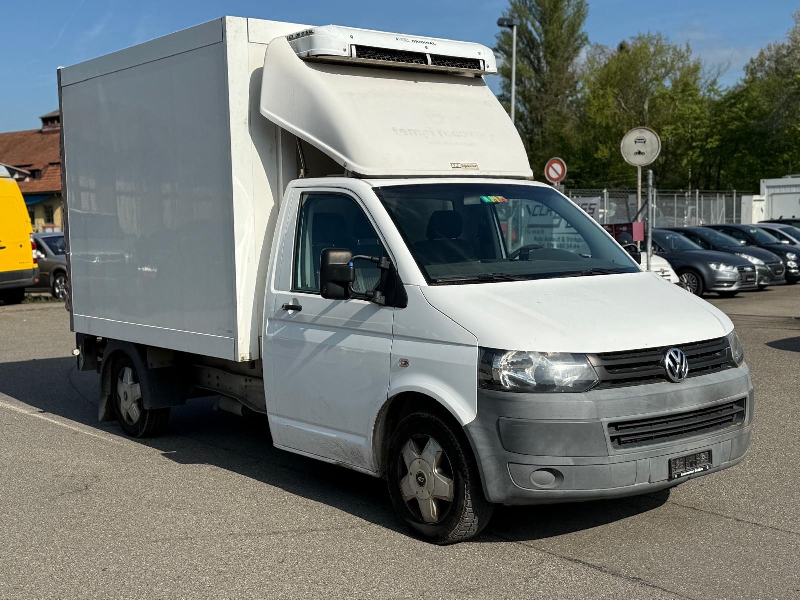 VW T5 2.0 TDI-image-2