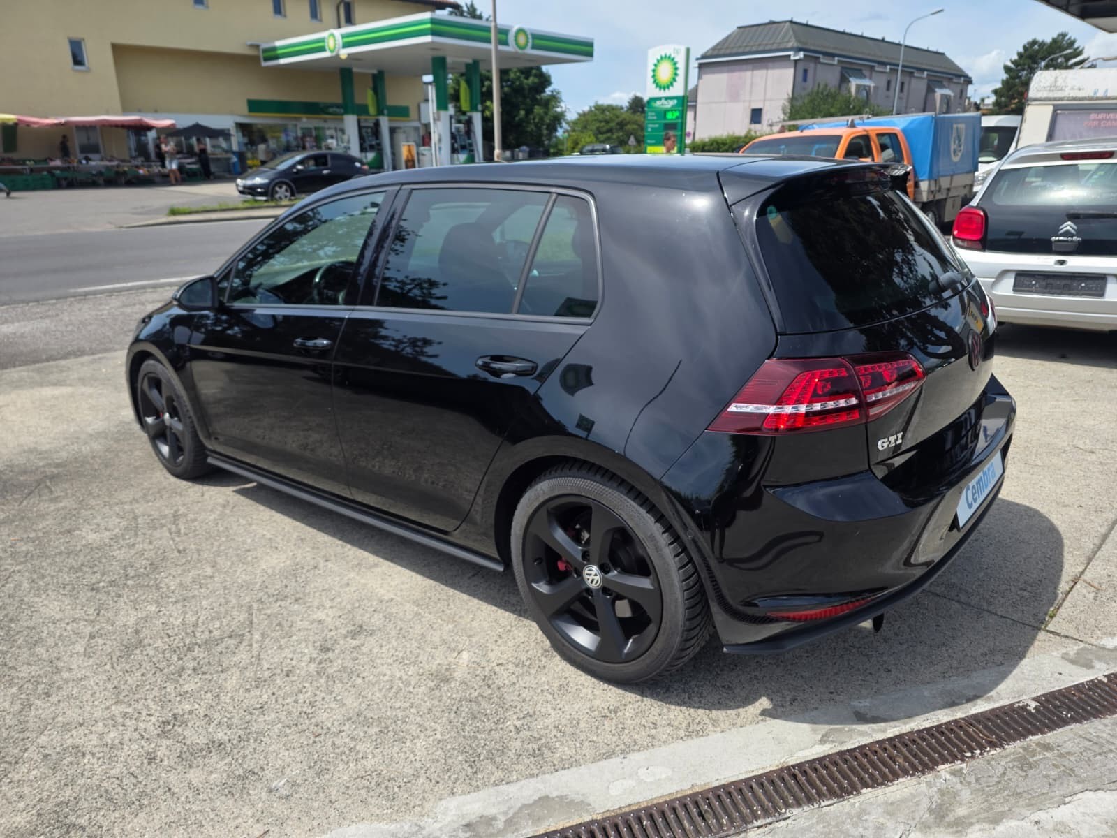 VW Golf 2.0 TSI GTI DSG-image-11