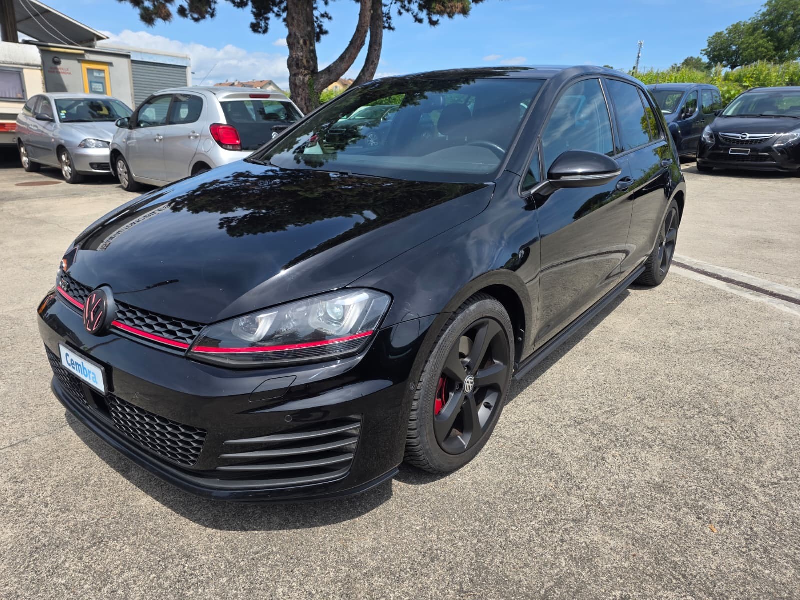 VW Golf 2.0 TSI GTI DSG-image-13