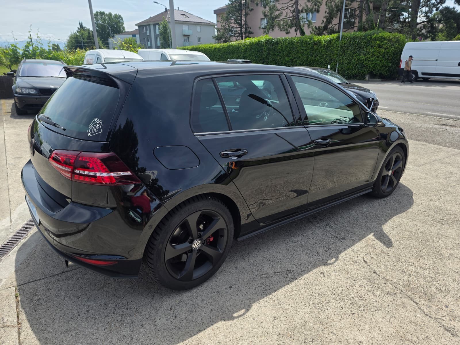 VW Golf 2.0 TSI GTI DSG-image-15