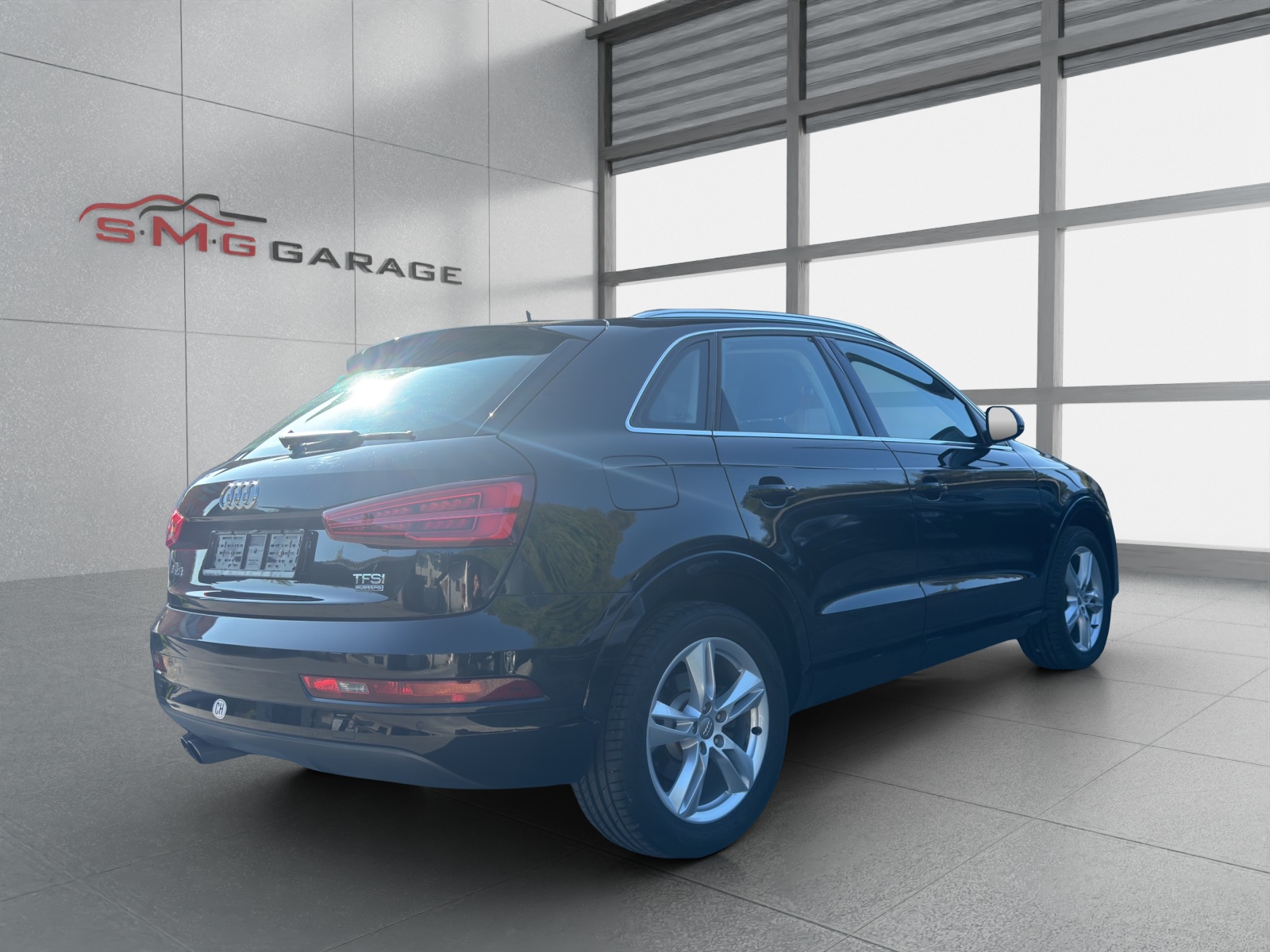 AUDI Q3 2.0 TFSI quattro S-tronic-image-4