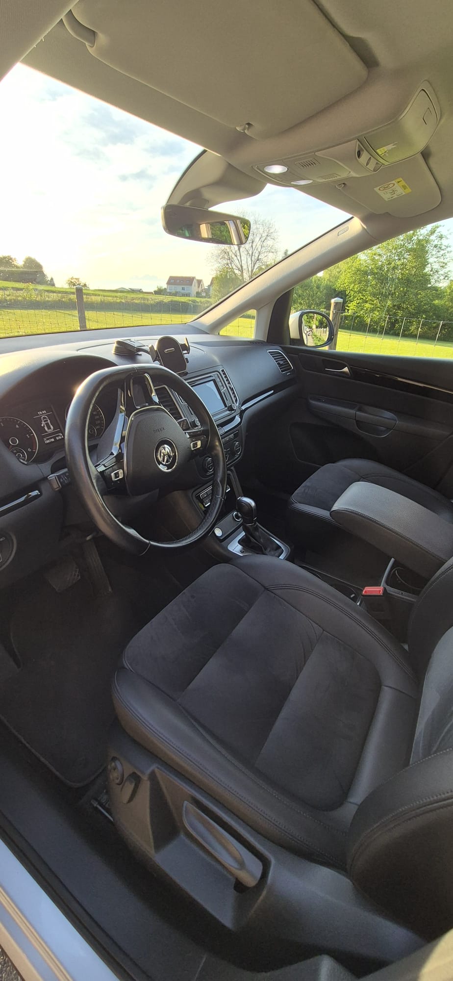 VW 2.0 TDI SCR Highline DSG 4m-image-8