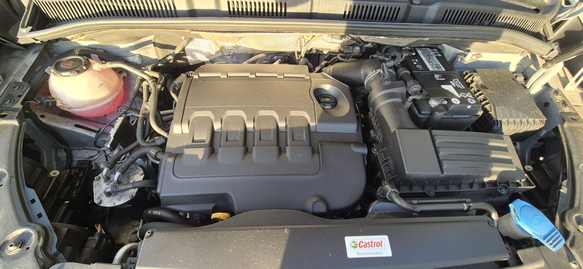 VW 2.0 TDI SCR Highline DSG 4m-image-7