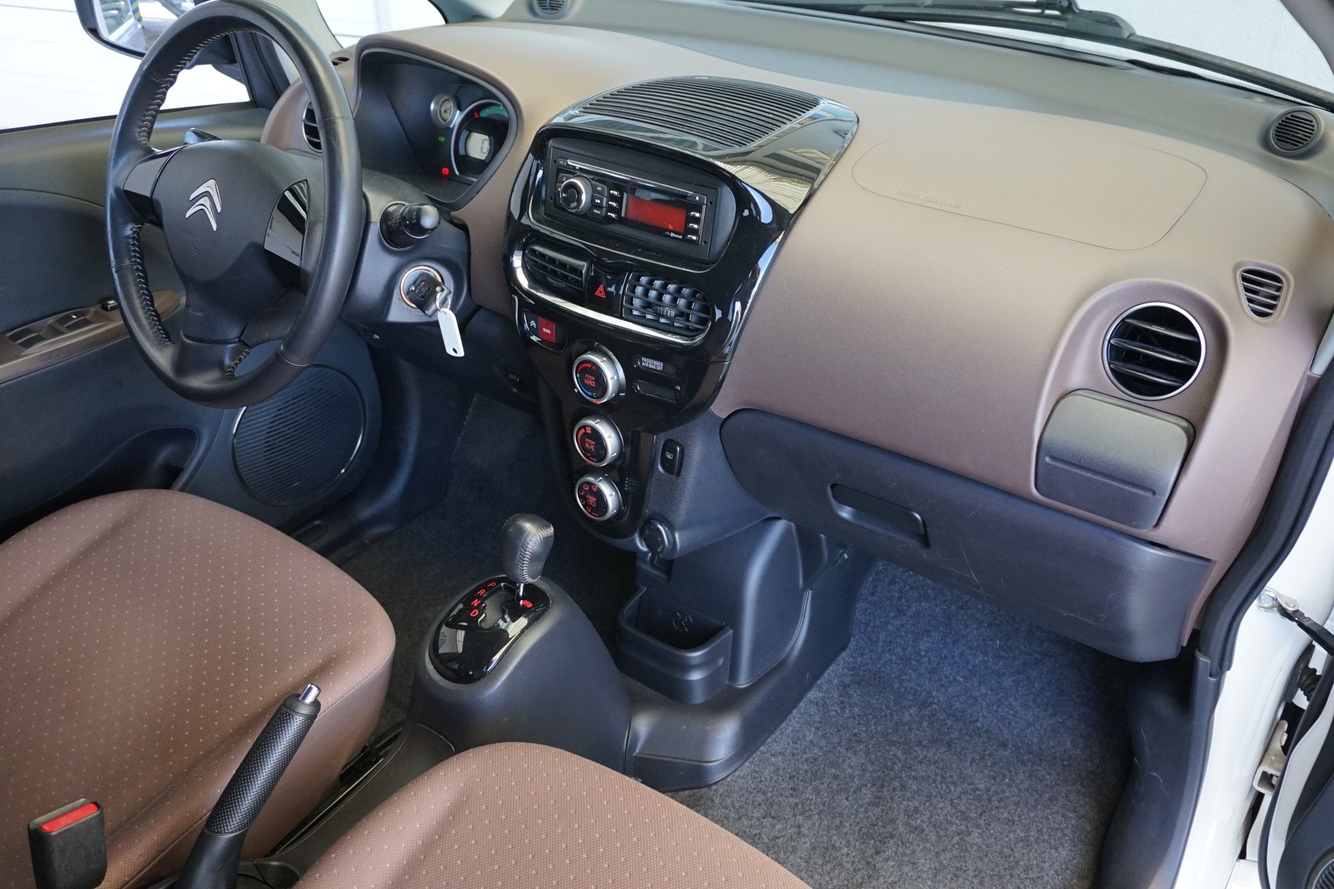 CITROEN C-Zero Séduction-image-13