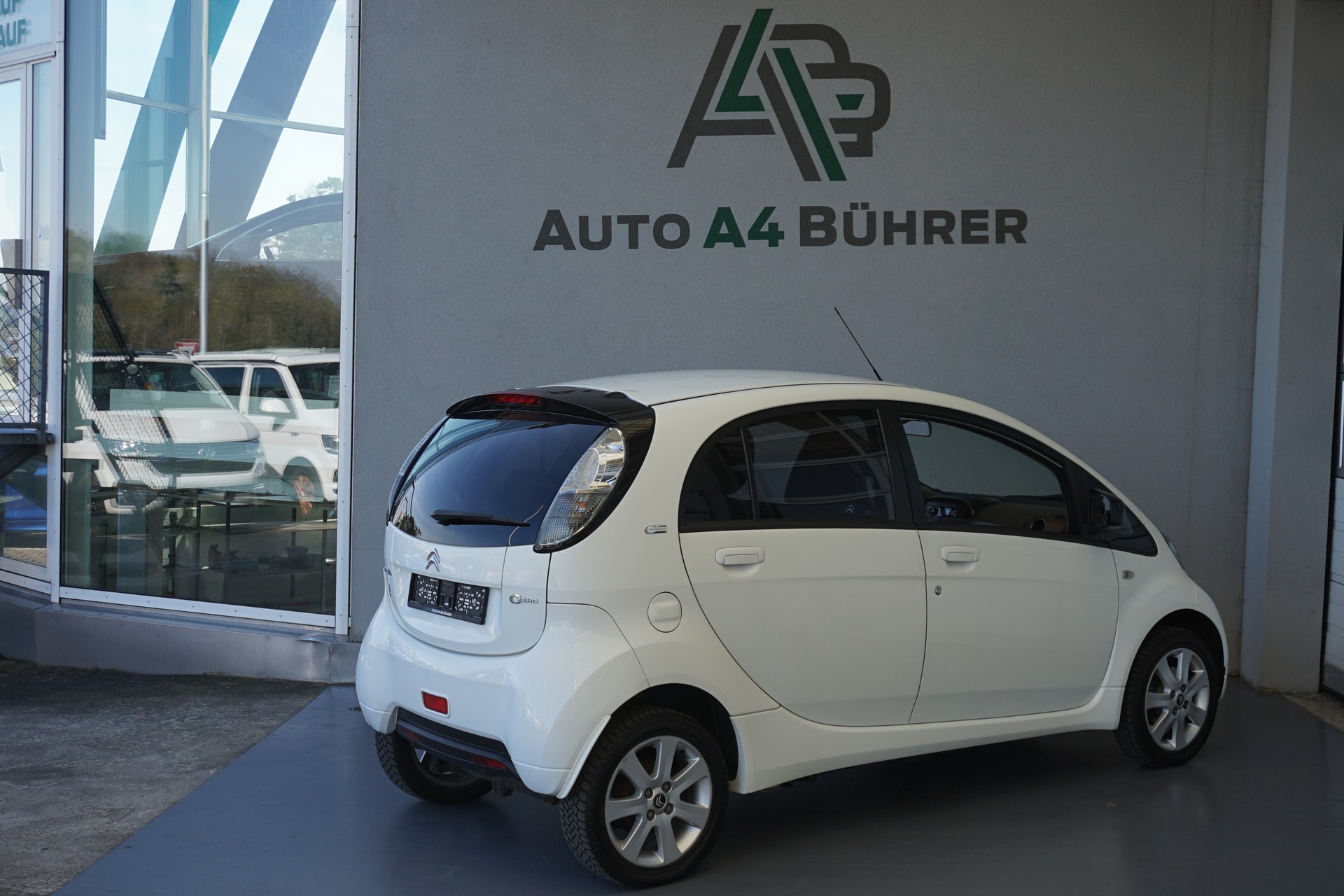 CITROEN C-Zero Séduction-image-7