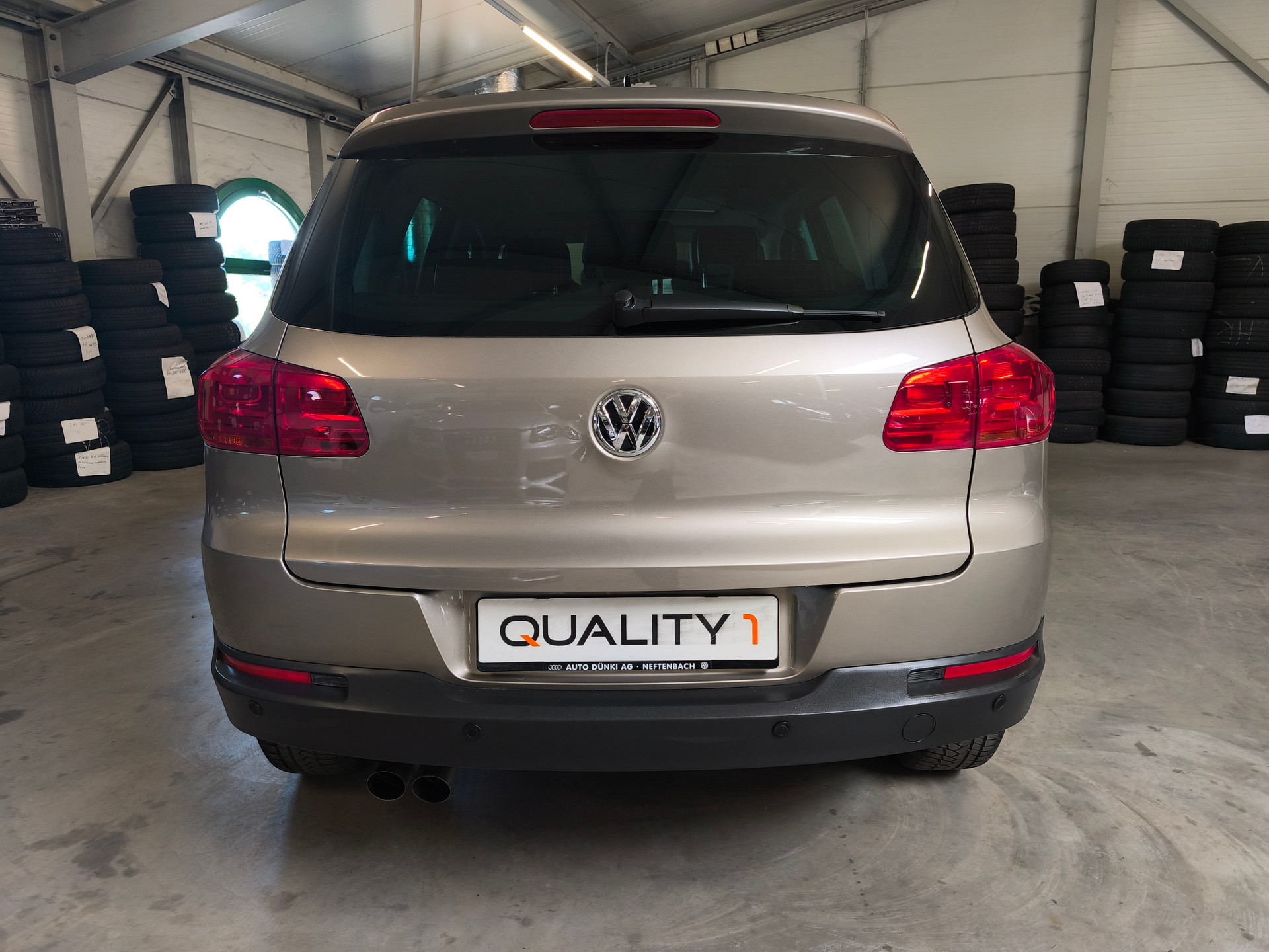 VW Tiguan 2.0 TDI BlueMotion Sport&Style 4Motion DSG-image-3