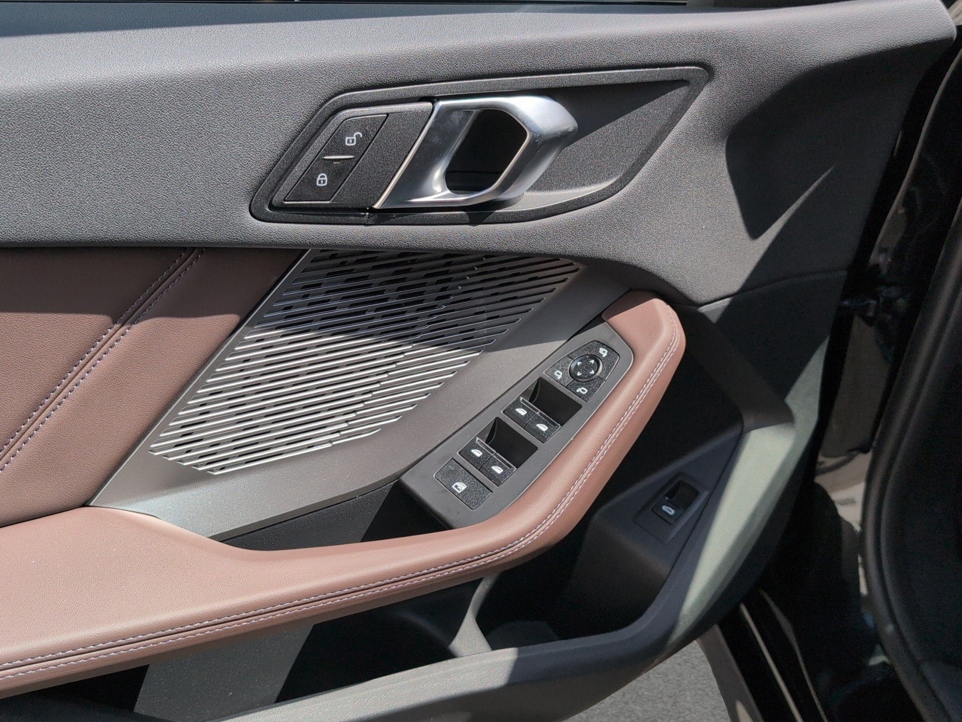 BMW 123 xDrive M Sport Steptronic-image-8