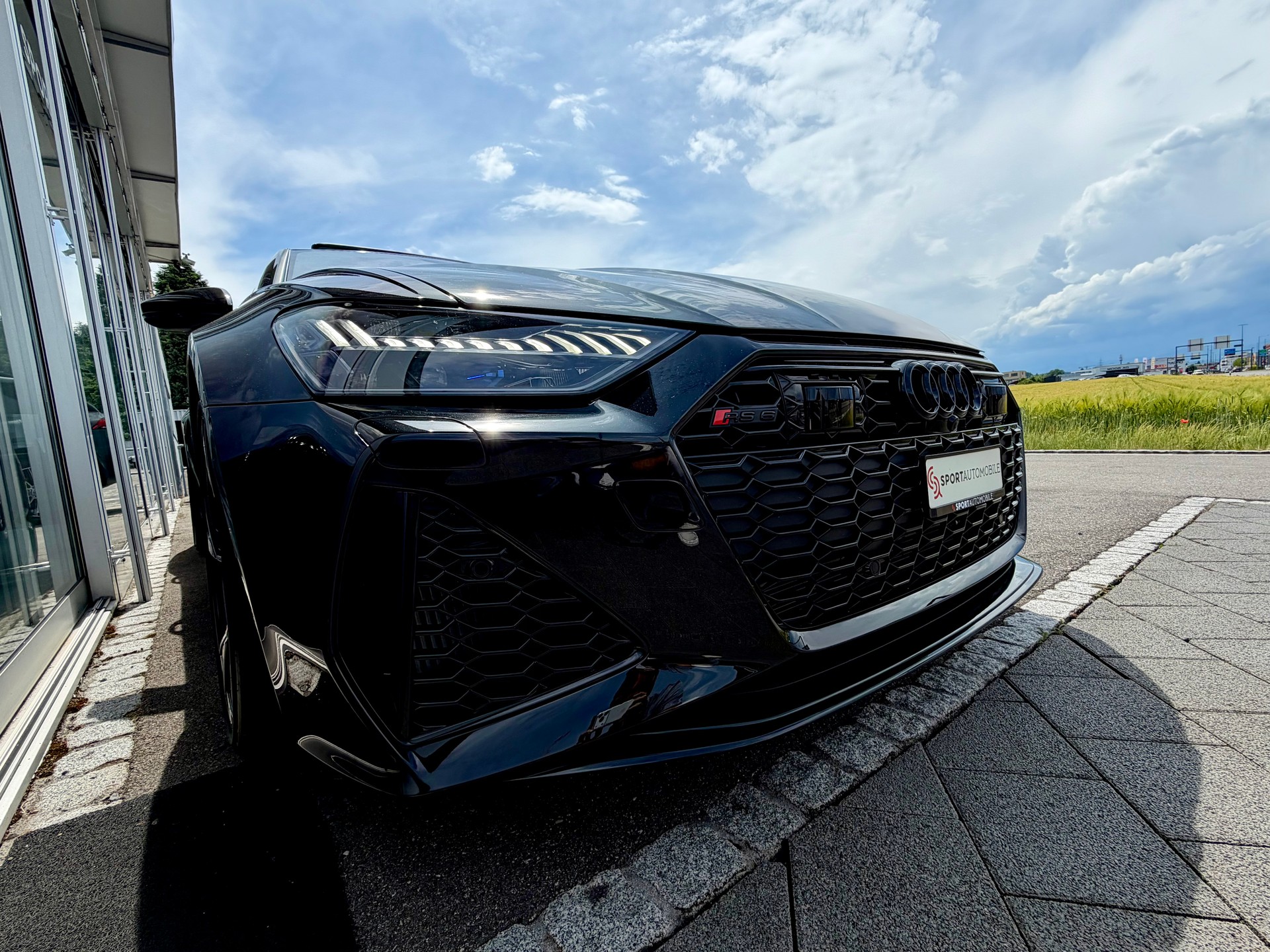 AUDI RS6 Avant 4.0 TFSI V8 quattro-image-7
