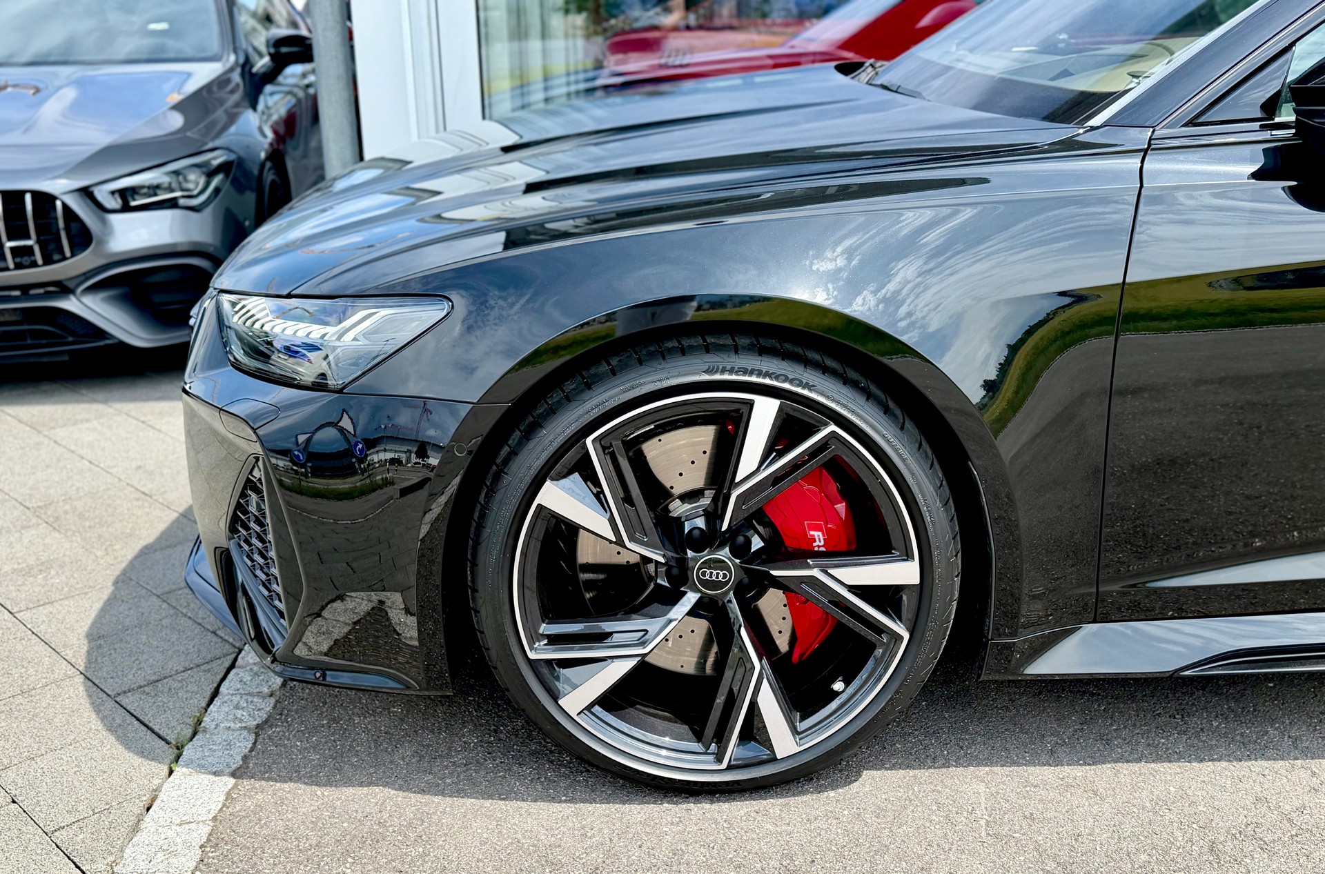AUDI RS6 Avant 4.0 TFSI V8 quattro-image-8