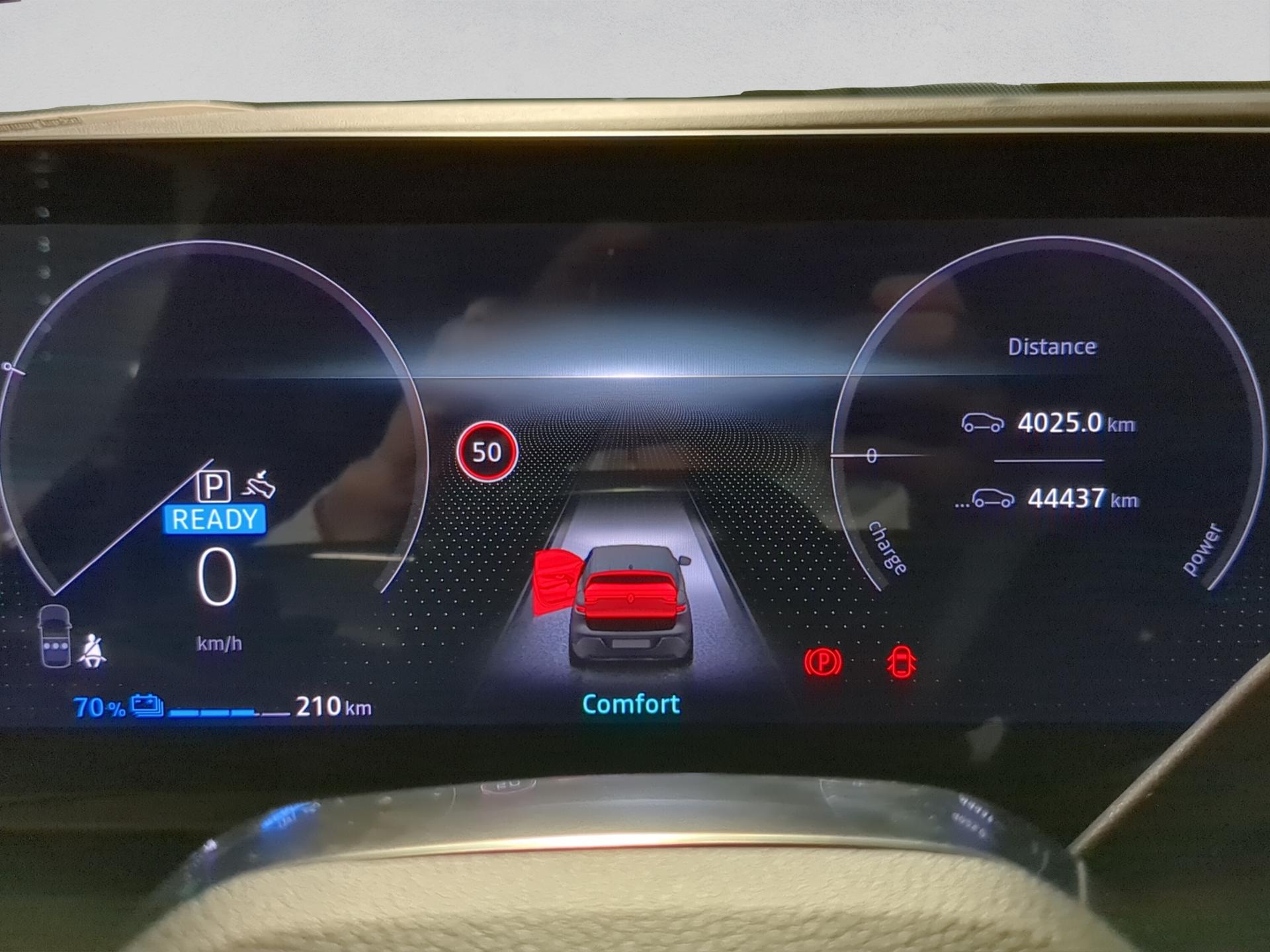 RENAULT Mégane E-TECH EV60 Techno-image-11