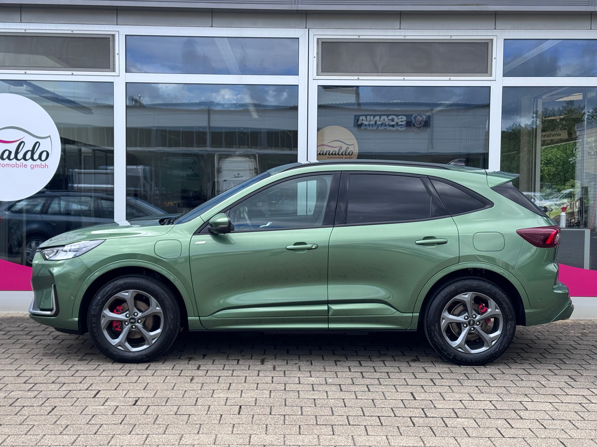 FORD Kuga 2.5 PHEV ST-Line X FWD+LED Scheinwerfer+Navigation+Bluetooth+Rückfahrkamera+Sitz-/Lenkradheizung+ACC+Fahrassistenz+-image-4