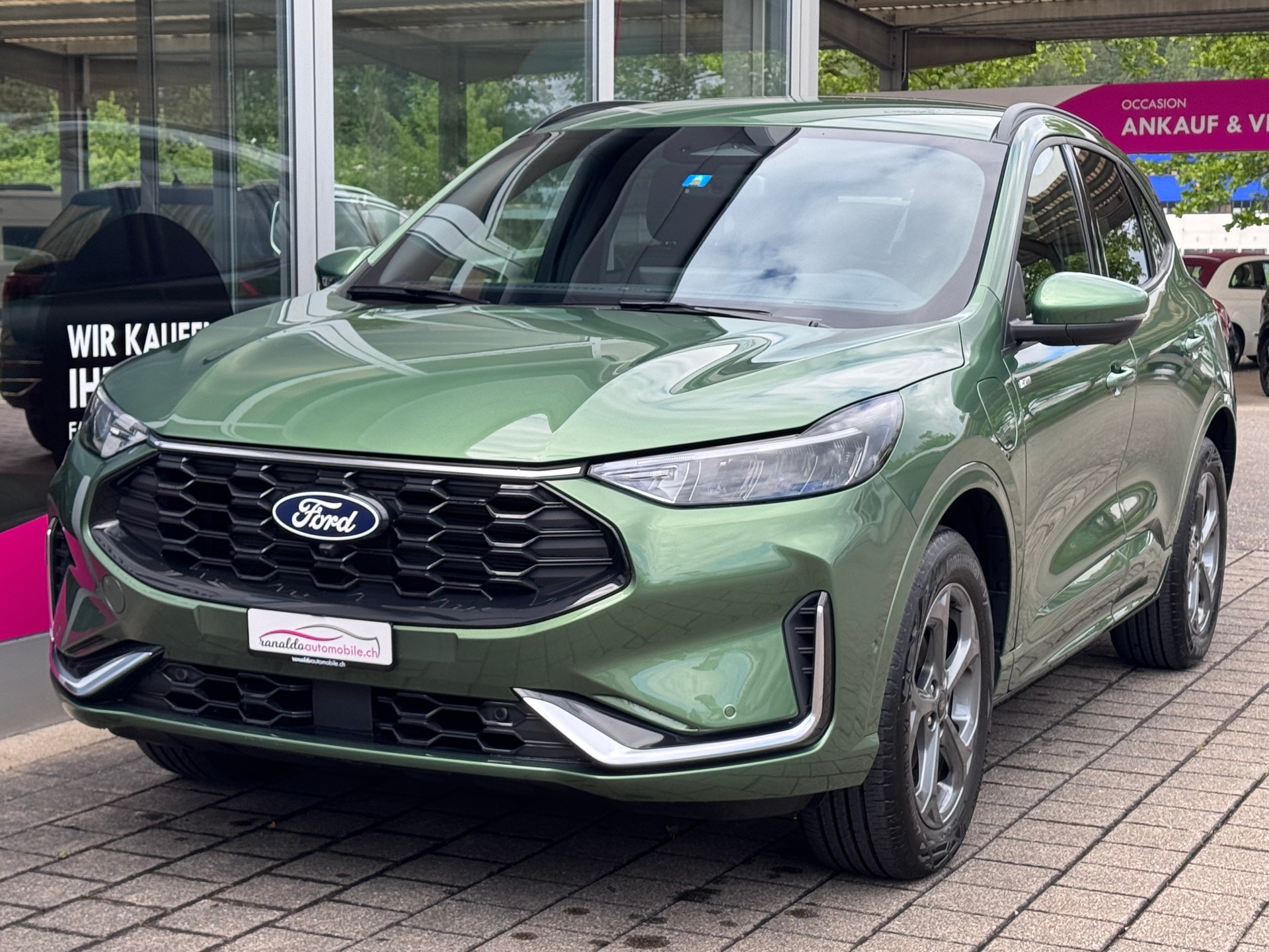 FORD Kuga 2.5 PHEV ST-Line X FWD+LED Scheinwerfer+Navigation+Bluetooth+Rückfahrkamera+Sitz-/Lenkradheizung+ACC+Fahrassistenz+-showroom-element-1