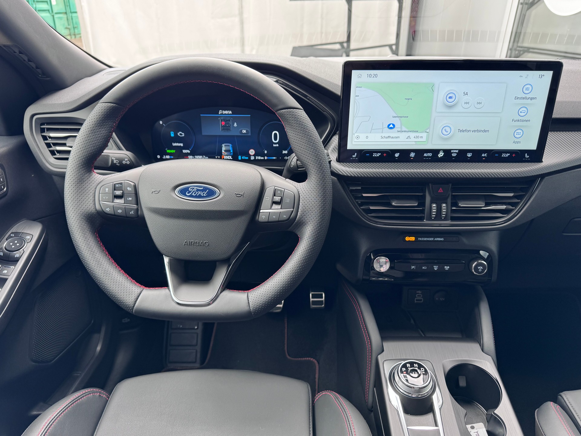 FORD Kuga 2.5 PHEV ST-Line X FWD+LED Scheinwerfer+Navigation+Bluetooth+Rückfahrkamera+Sitz-/Lenkradheizung+ACC+Fahrassistenz+-image-17