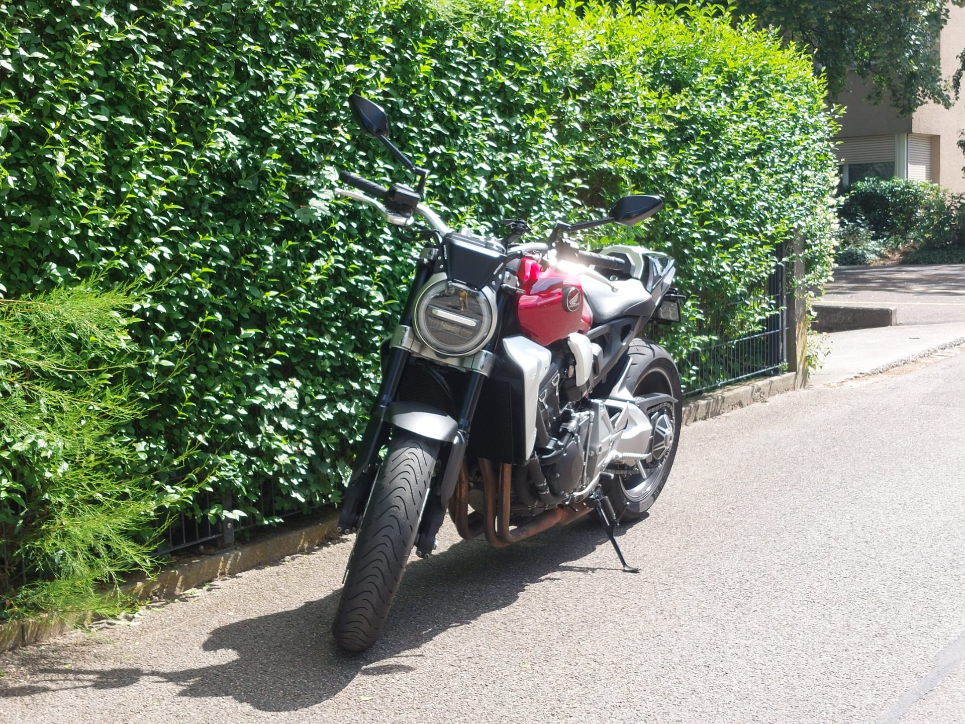 HONDA CB 1000 R ABS-image-4