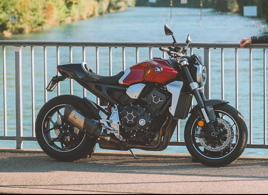 HONDA CB 1000 R ABS-image-1