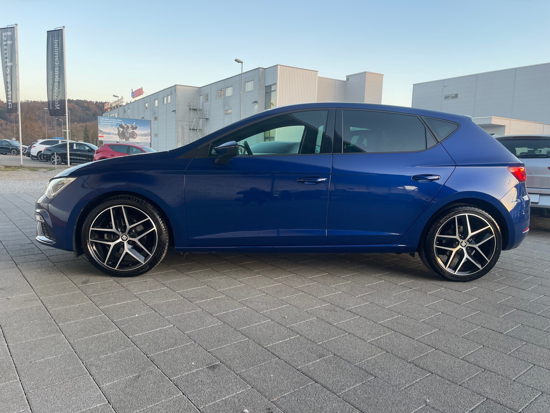 SEAT Leon 1.5 TSI EVO SWISS FR DSG-image-9