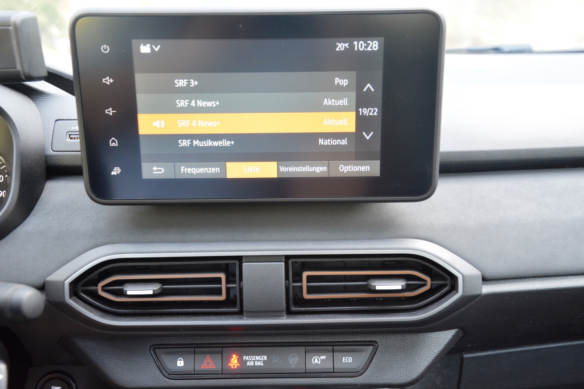 DACIA Sandero Stepway TCe 90 Extreme+ CVT-image-7