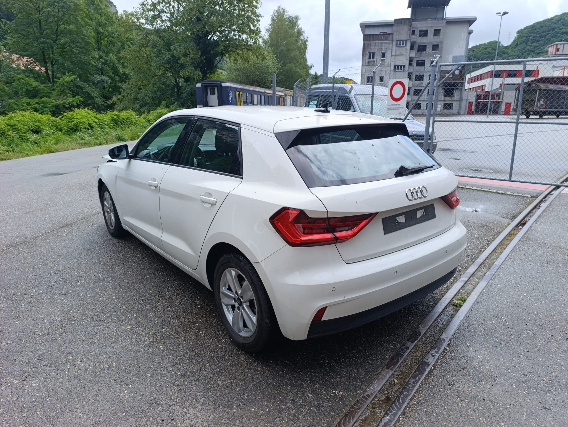 AUDI A1 Sportback 30 TFSI S-tronic-showroom-element-2