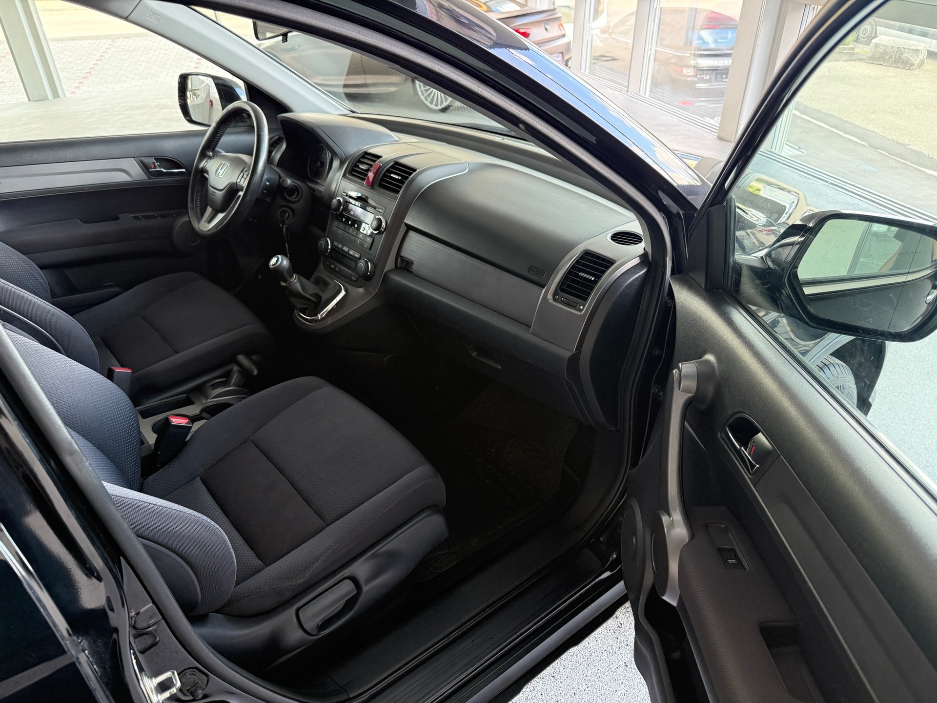 HONDA CR-V 2.2 i-CTDi 4WD Comfort-image-10