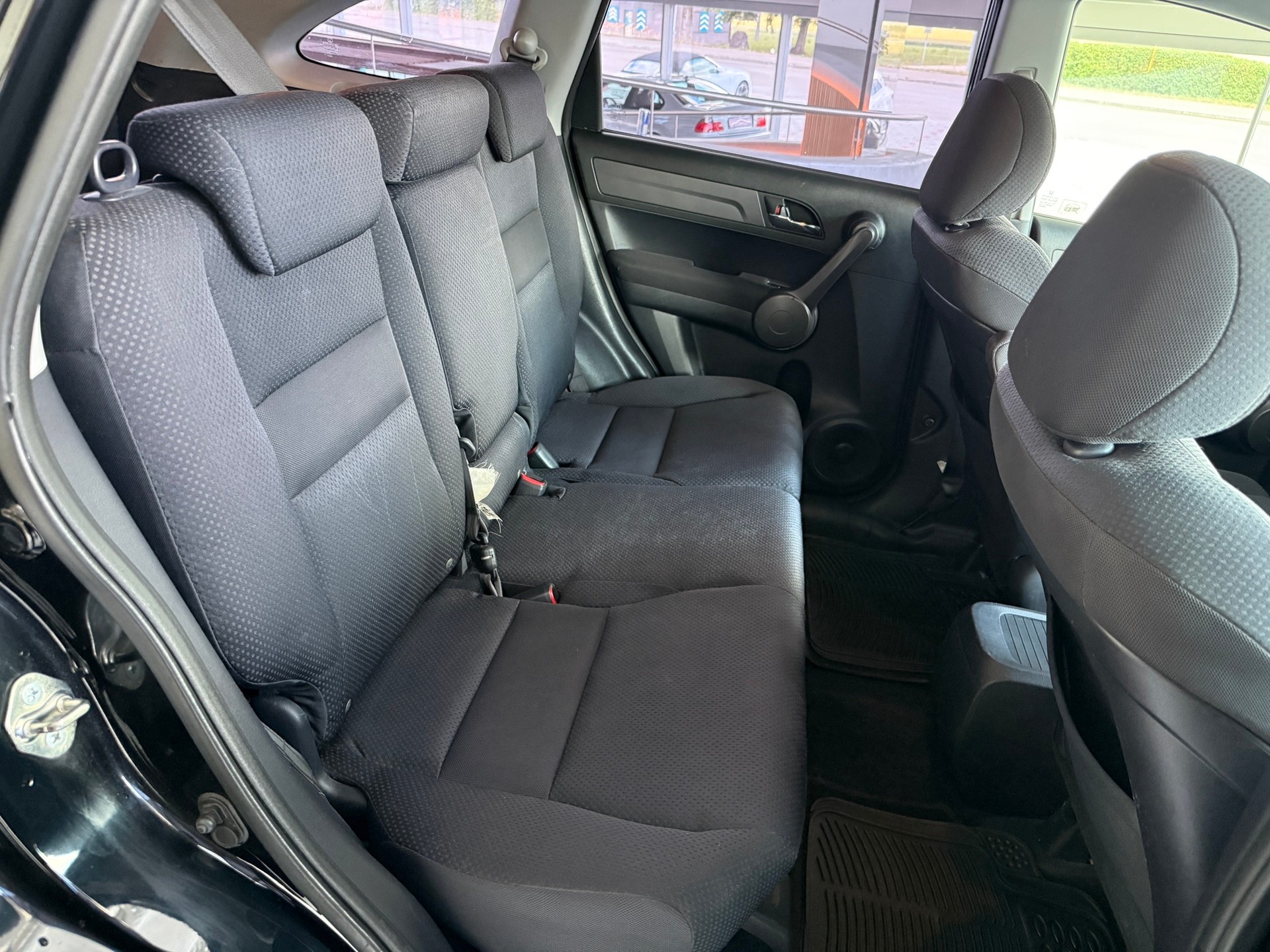 HONDA CR-V 2.2 i-CTDi 4WD Comfort-image-13
